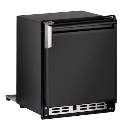 Angle. U-Line - 14" 23-Lb Freestanding Icemaker - Black.