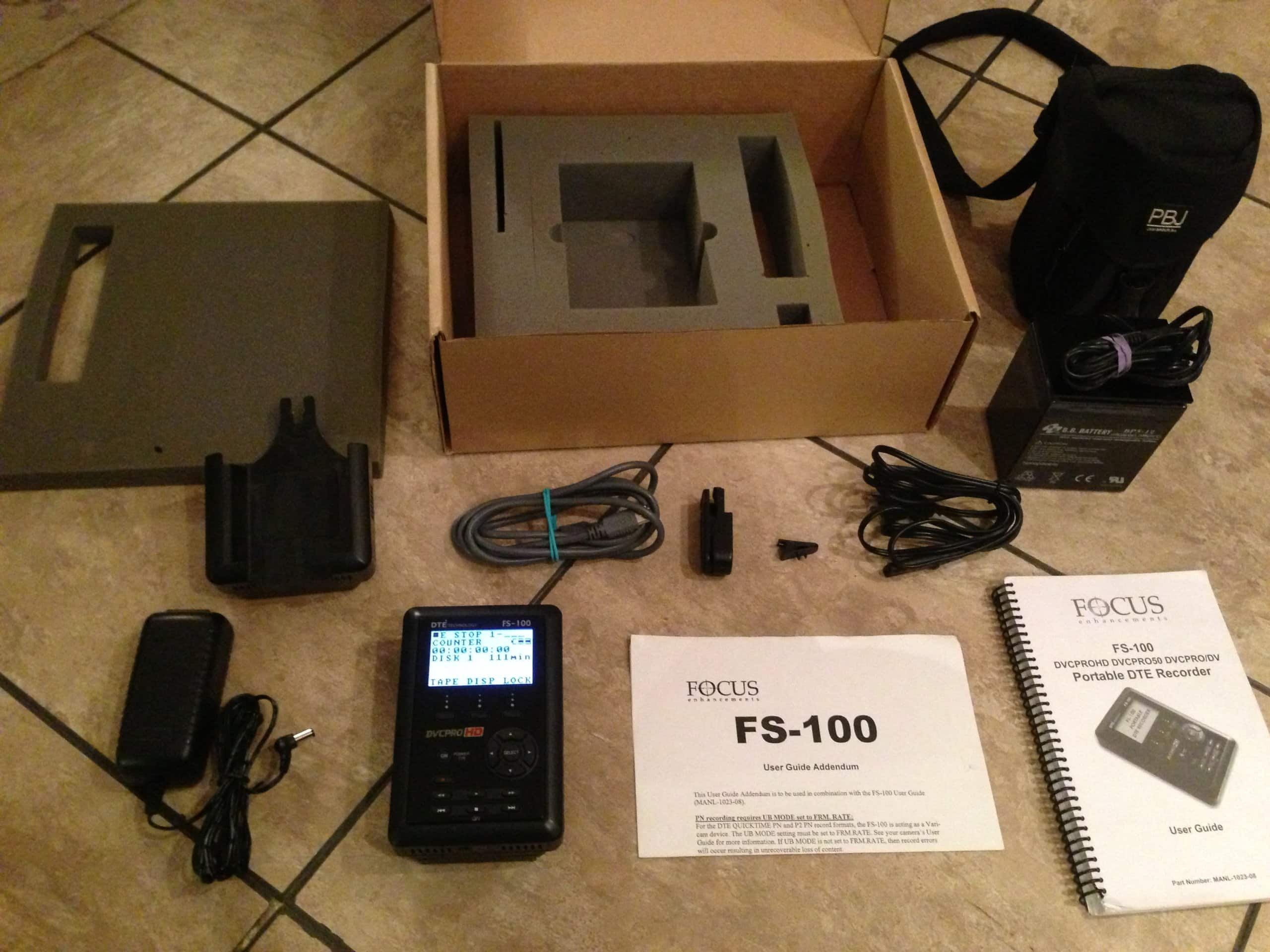 Panasonic - FireStore Portable Recorder FS-100 - Data storage wallet - HDD 100 GB