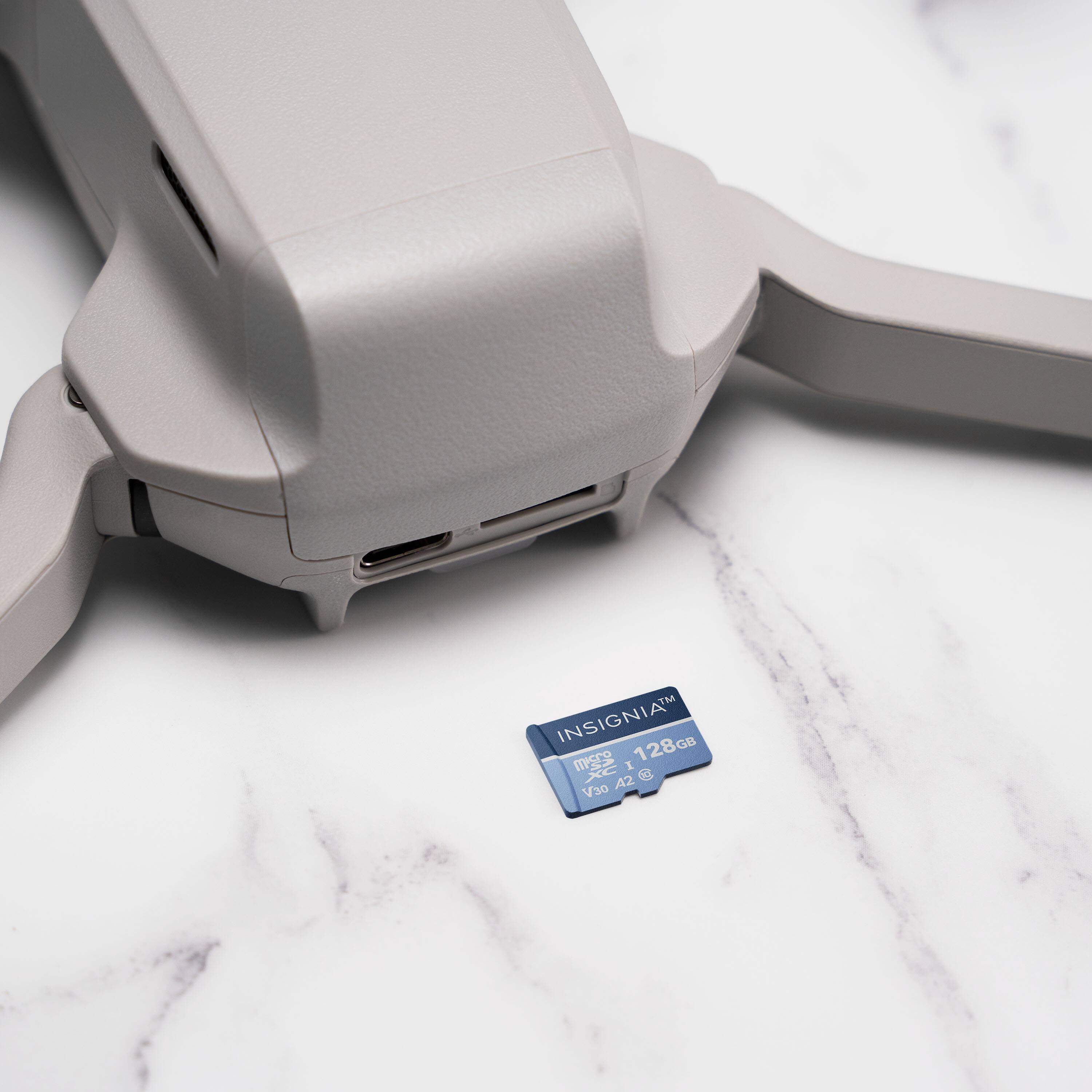 INSIGNIA 128GB microSDXC I V30 A2