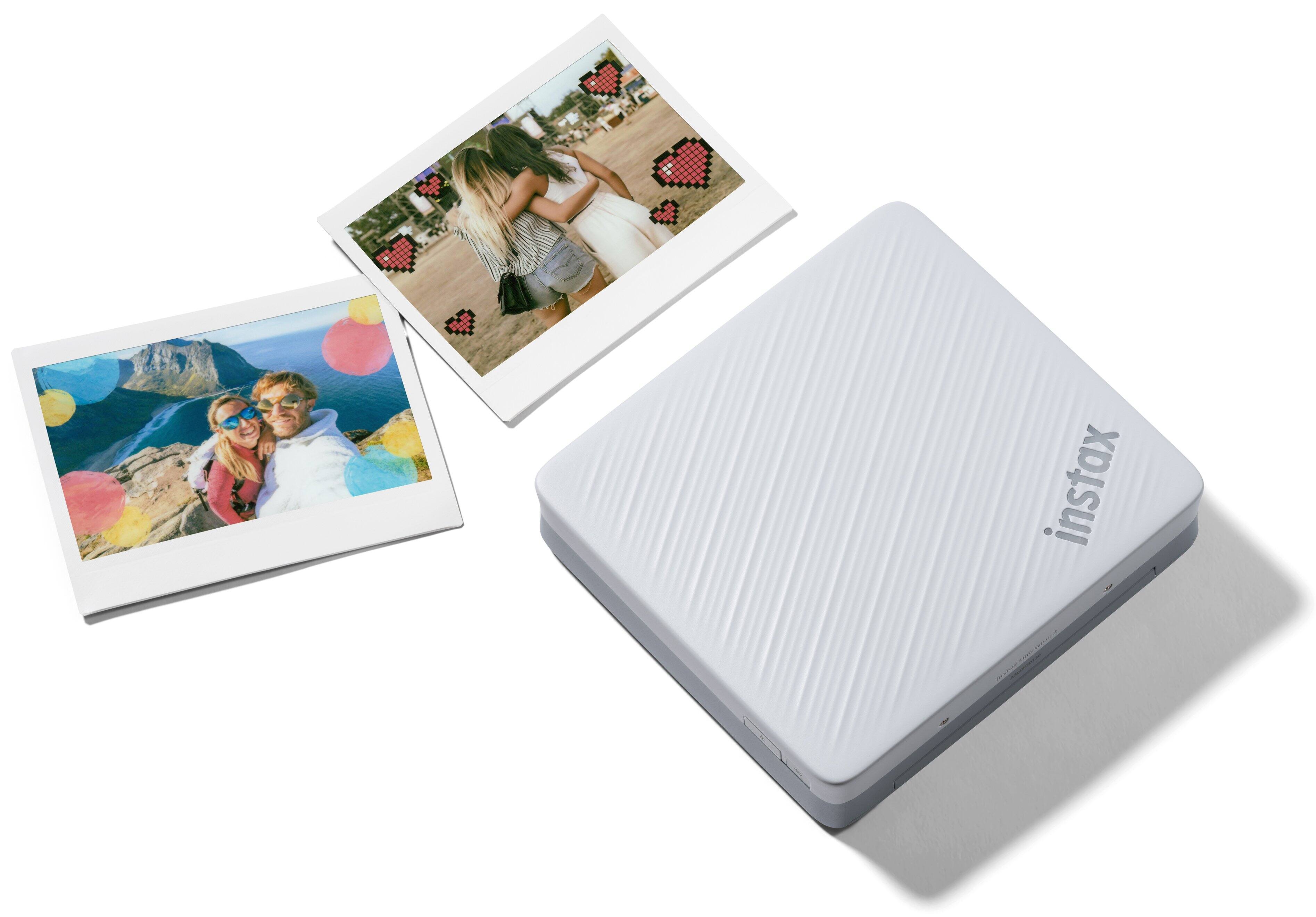 instax  
COULT 1999
