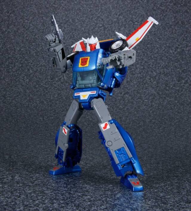 Alt View 3. Transformers - Transformers Masterpiece Action Figure: MP-25 Tracks.