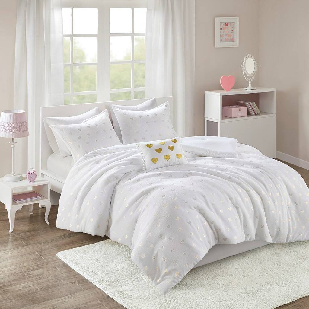 Alt View 1. Gracie Mills - Gracie Mills Elysia Metallic Printed Plush Comforter Set - White/Gold.