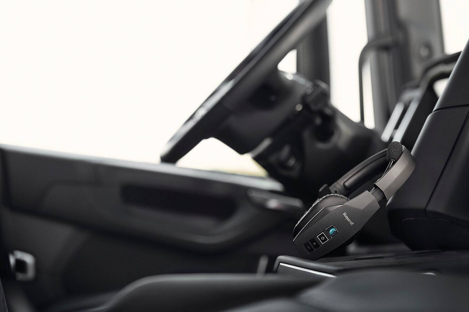 Alt View 13. BlueParrott - B550-XT Wireless Bluetooth Mono Headset with 96% Noise-Cancelling Microphone and 100% Voice Control - Black.