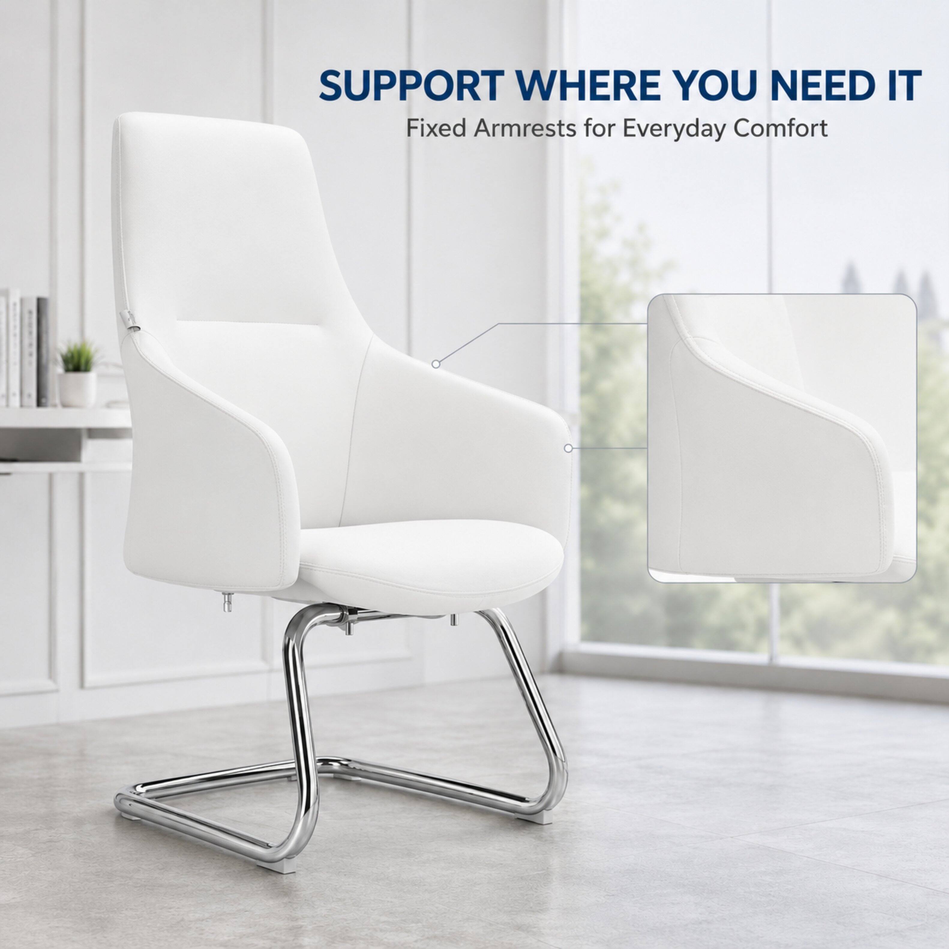 SUPPORT WHERE YOU NEED IT  
Fixed Armrests for Everyday Comfort