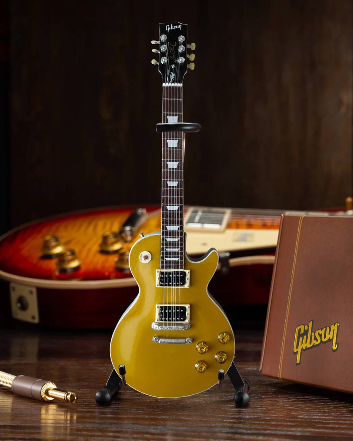 Gibson  
Gibson
