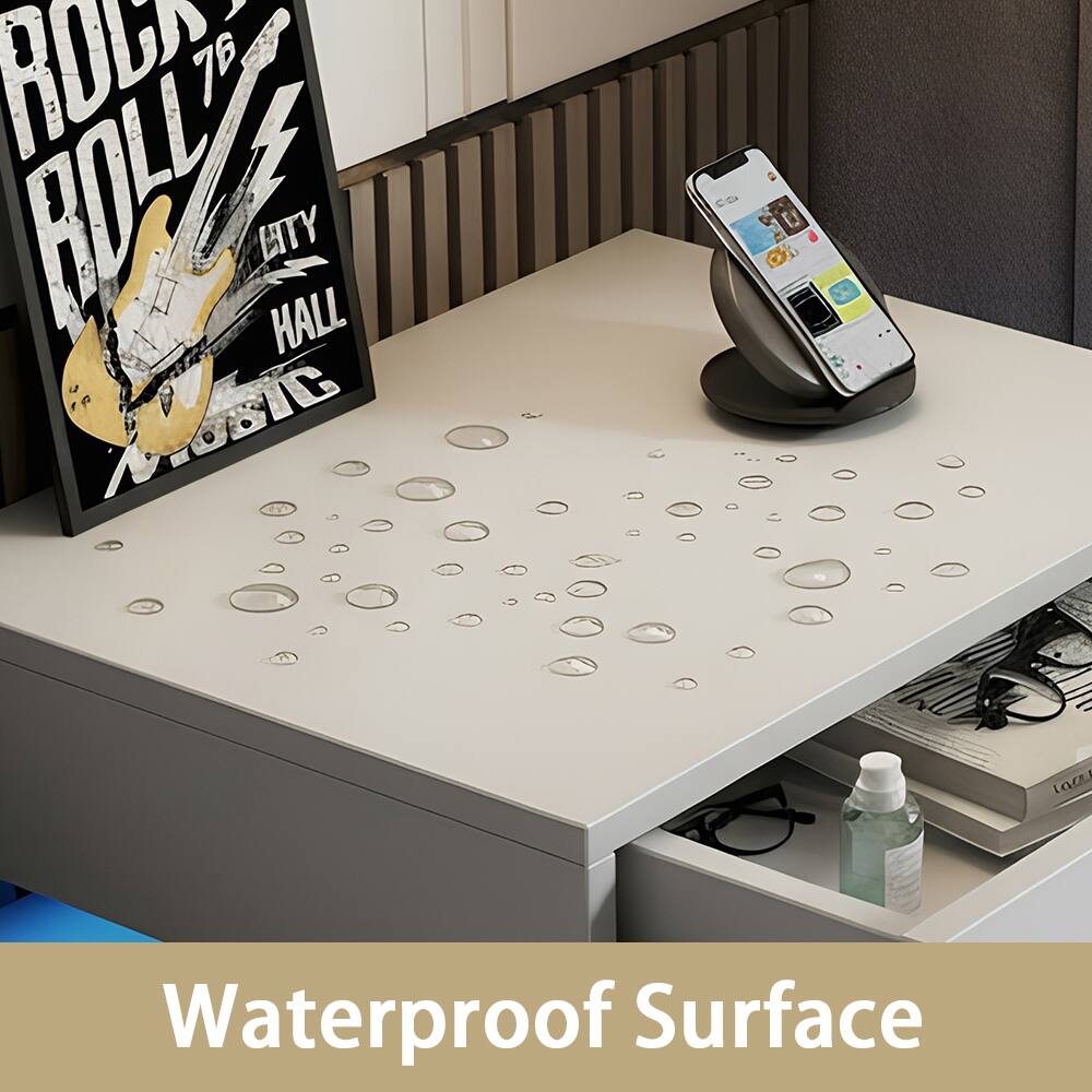 ROCK '76  
ROLL  
HALL  
OF  
FAME  

Waterproof Surface