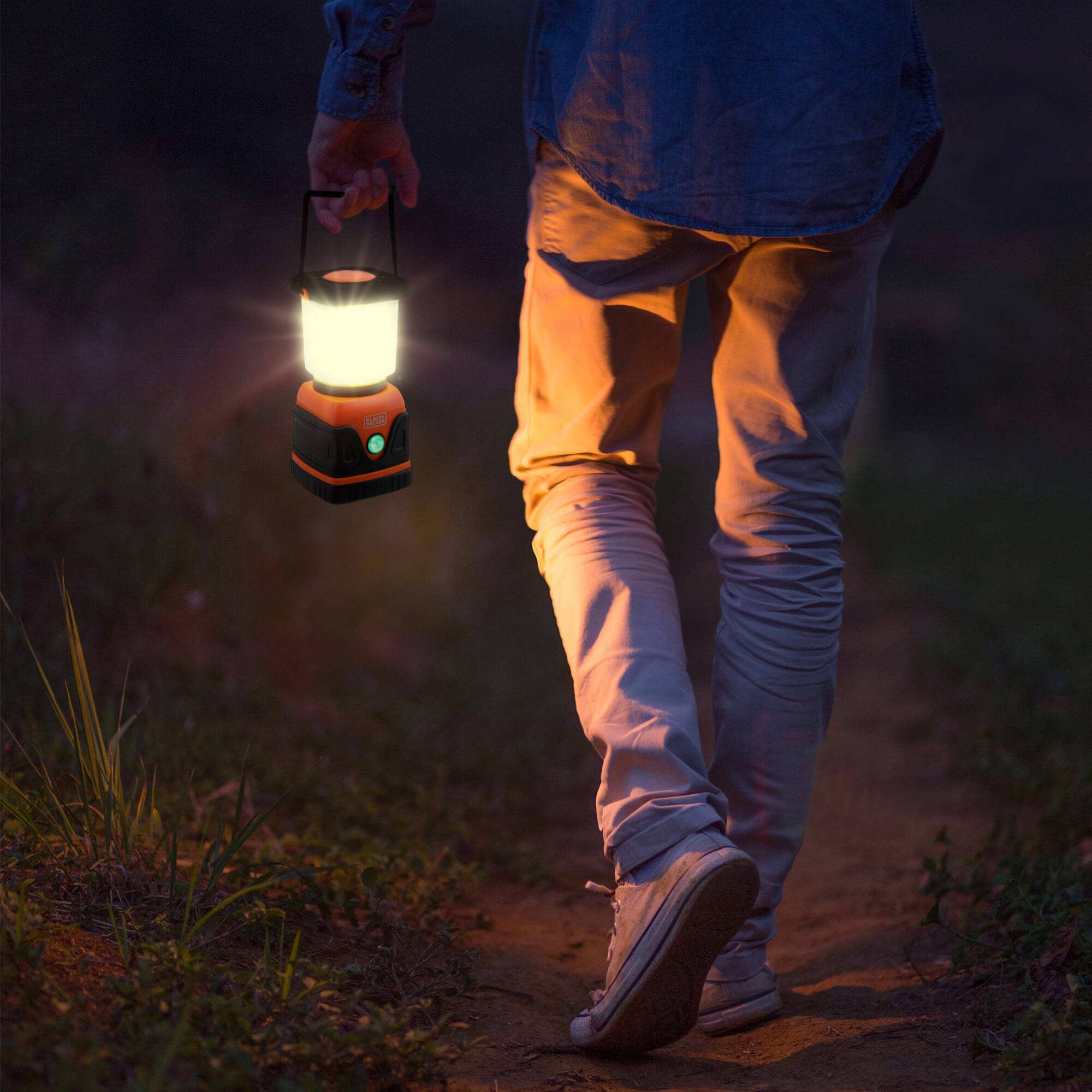 Alt View 4. Black+Decker - BLACK+DECKER Weather-Resistant Rechargeable Lantern Lamp, 1,000-Lumen Adjustable LED Lighting with Power Bank Function - White.