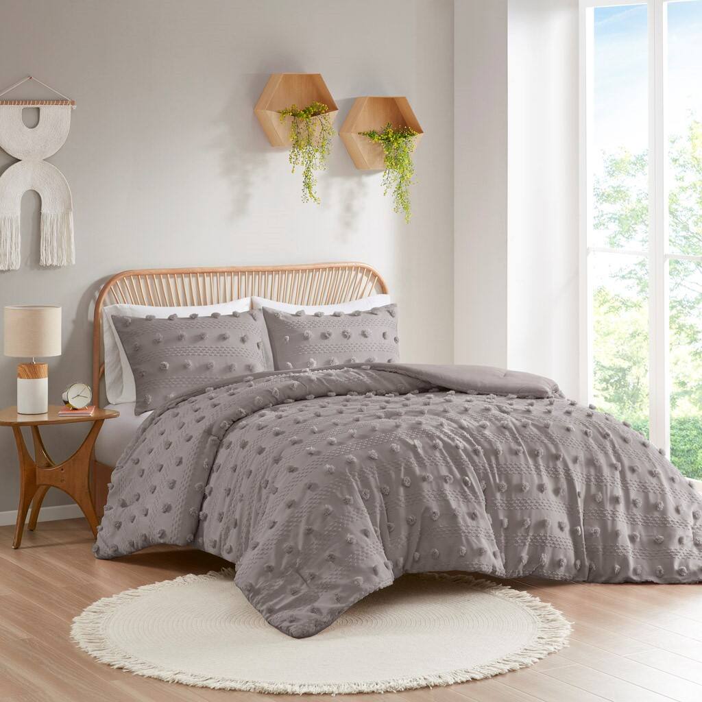Alt View 1. Gracie Mills - Gracie Mills Eloise Clip Jacquard Comforter Set - Grey.