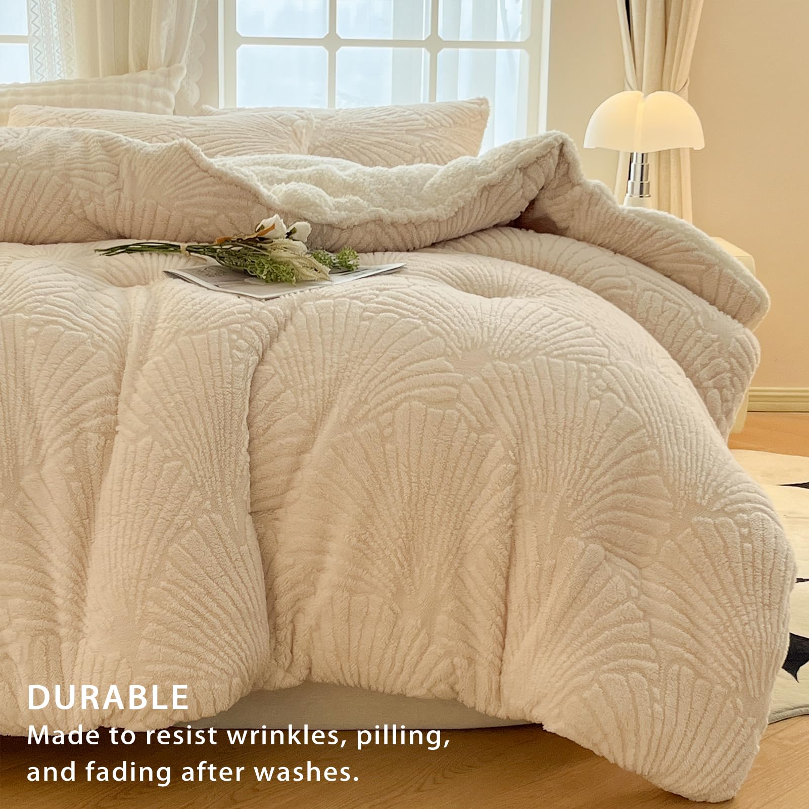 DURABLE  
Made to resist wrinkles, pilling, and fading after washes.