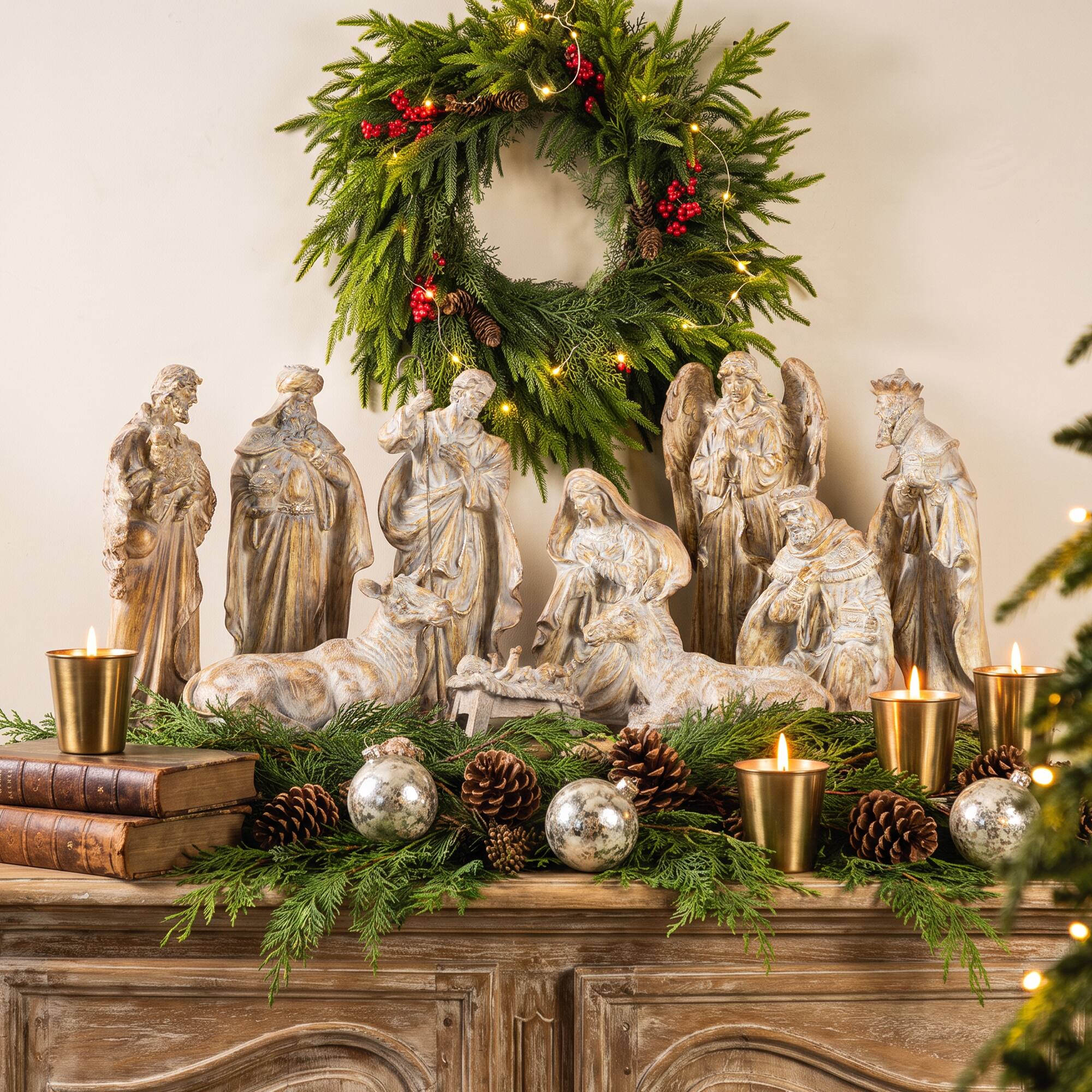 Front. Glitzhome - 10pcs Resin Nativity Figurine Set - Bronze.