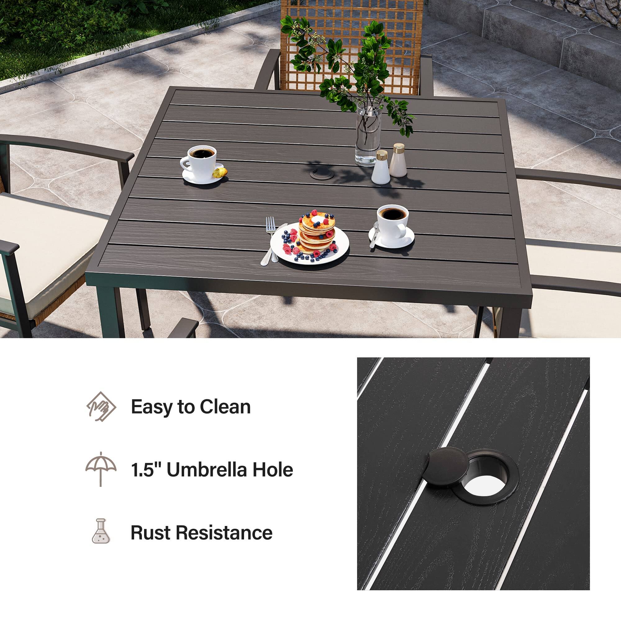 Easy to Clean  
1.5" Umbrella Hole  
Rust Resistance