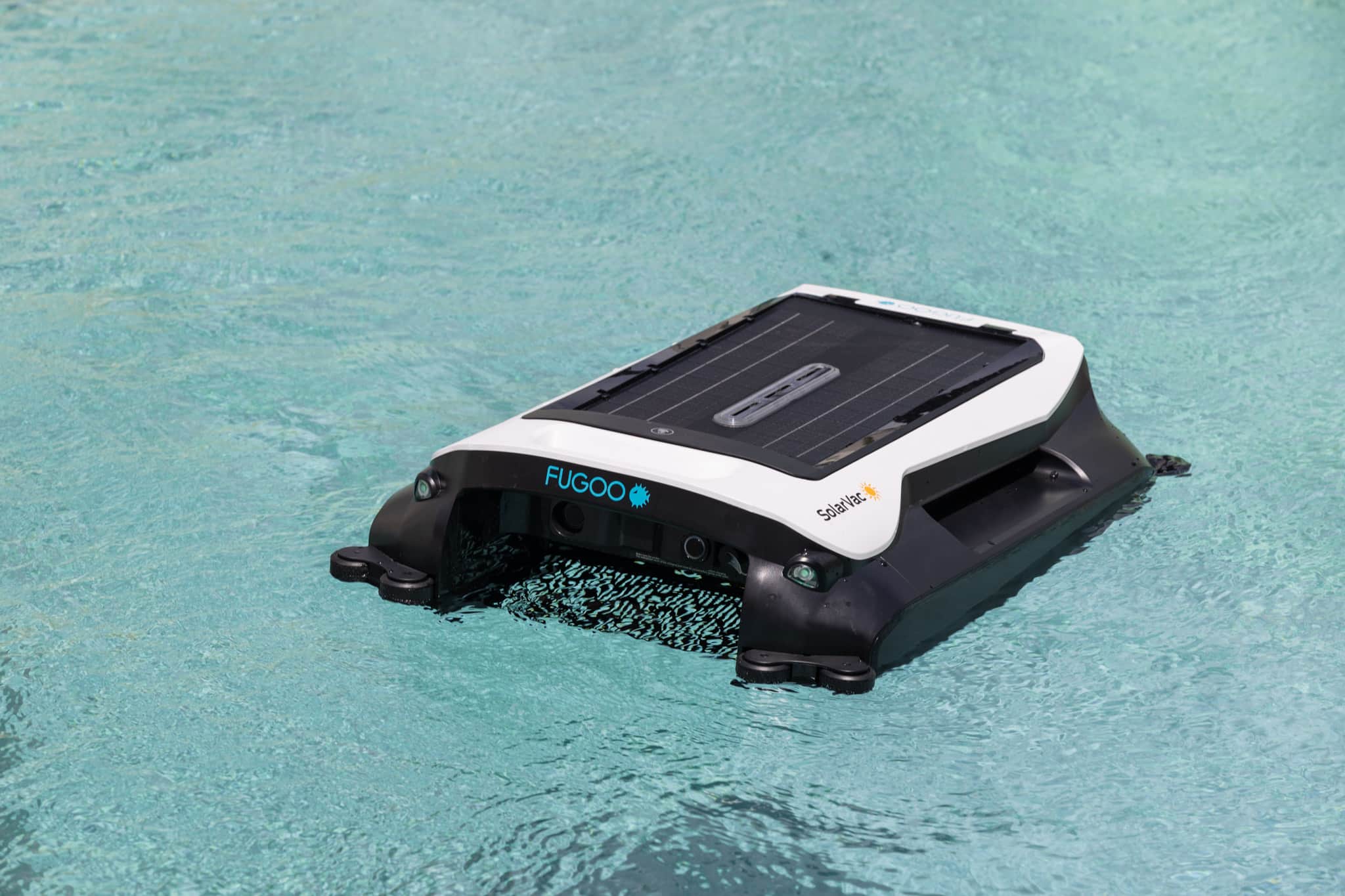Fugoo - SolarVac FSV100 – Solar-Powered Cordless Pool Vacuum with Smart App Control - Black