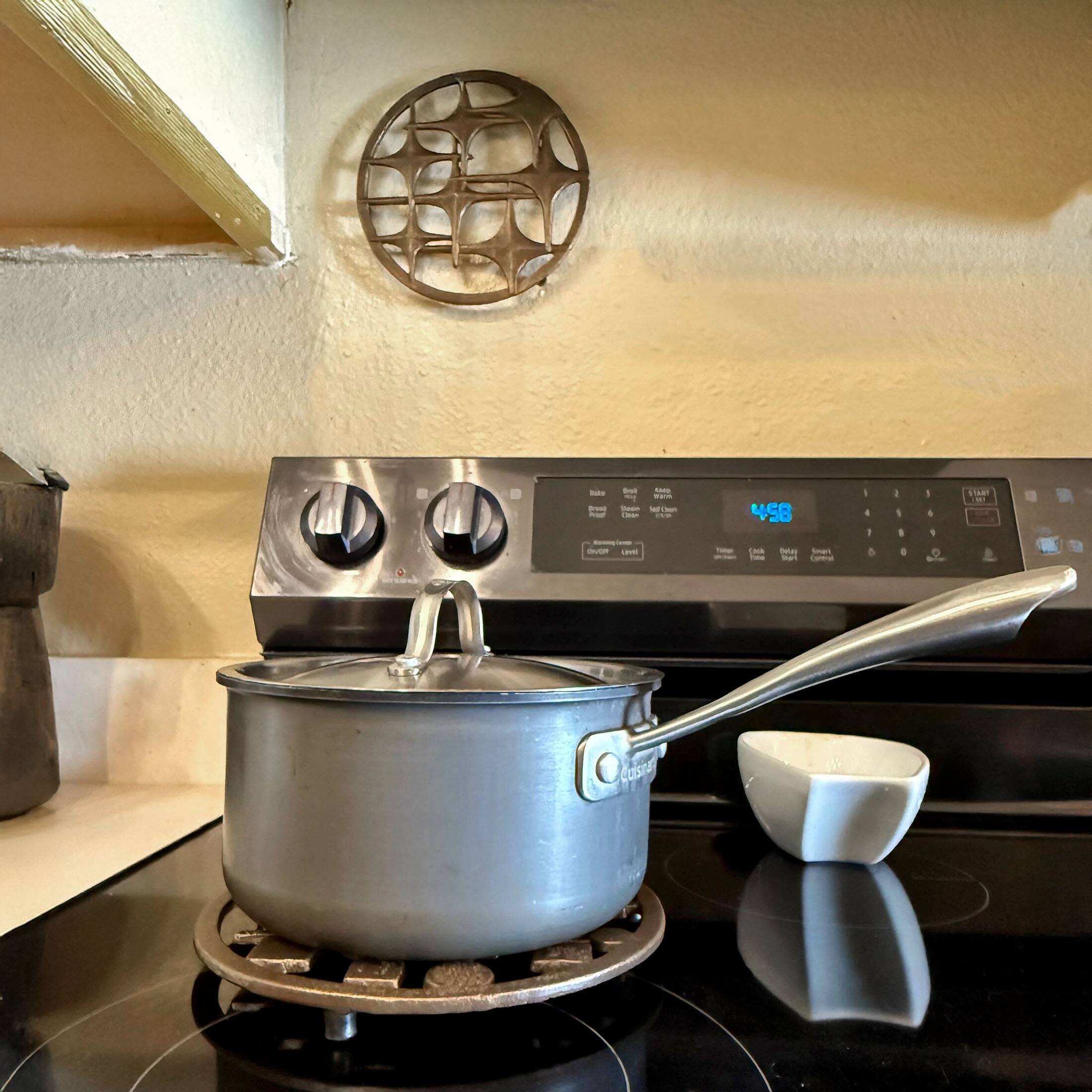 - - - I - - - LaVES - - - - 458 I - Tadas - I - - - a 1 I 1 1  - 4 1 ipan - Casta