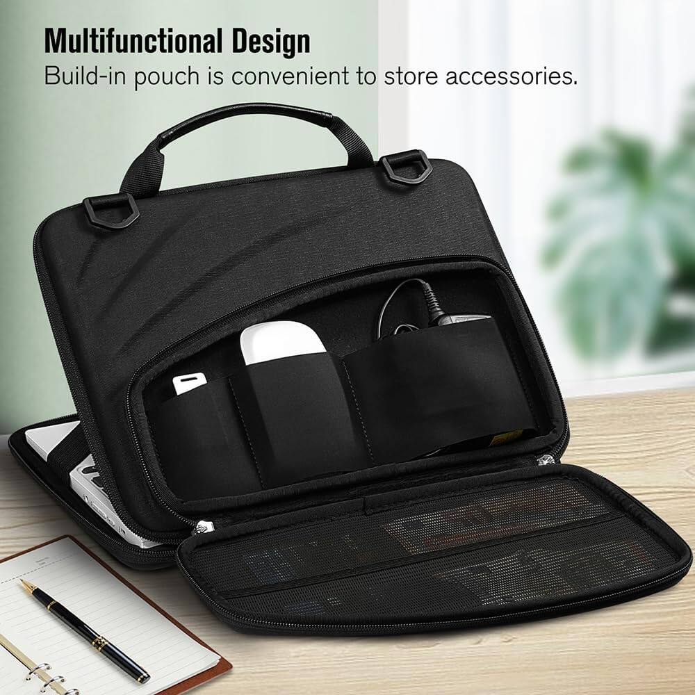 Multifunctional Design  
Build-in pouch is convenient to store accessories.