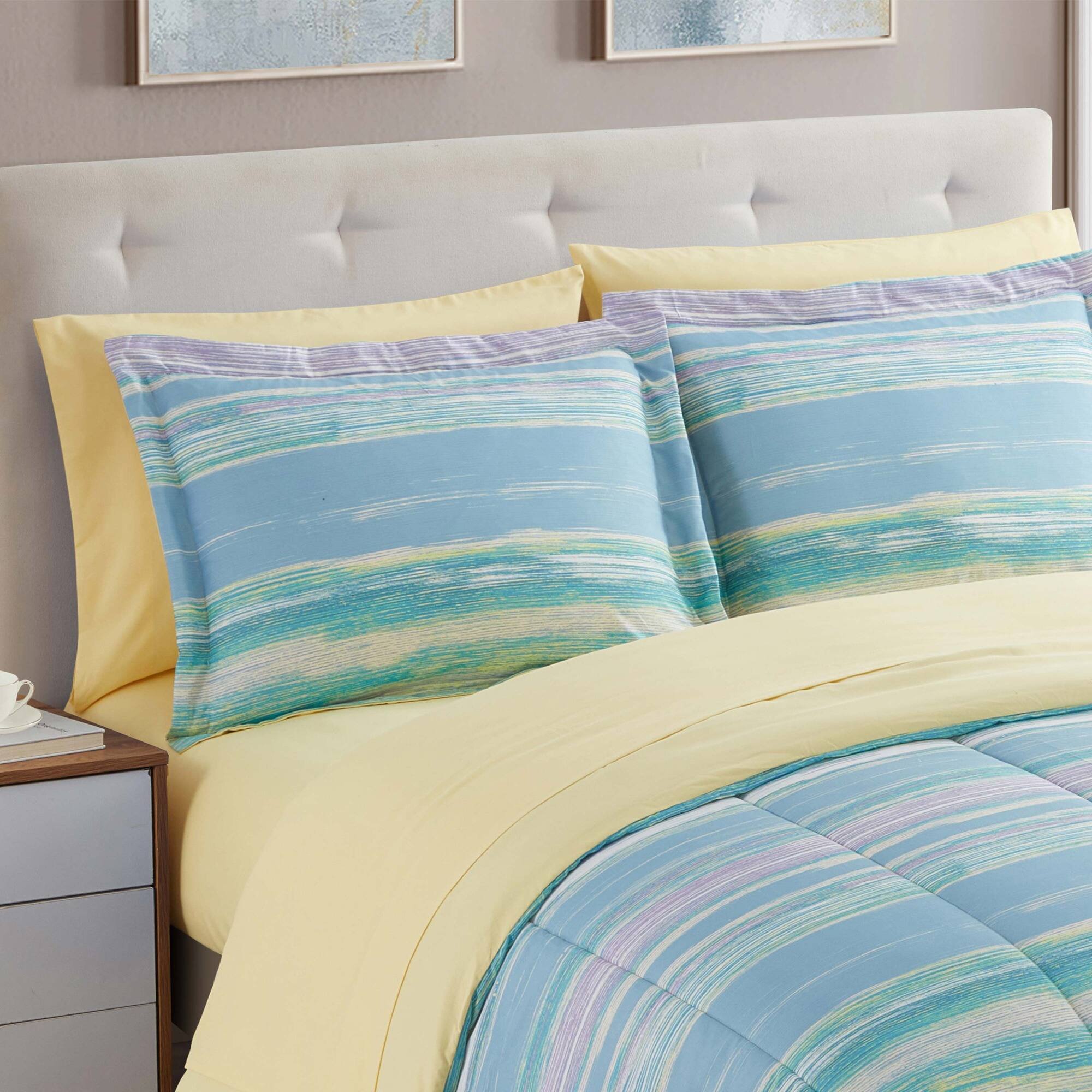 Angle. Sweet Home Collection - 7 Piece Sorento Bed in a Bag Printed Comforter & Sheet Set - Queen - Multicolored.