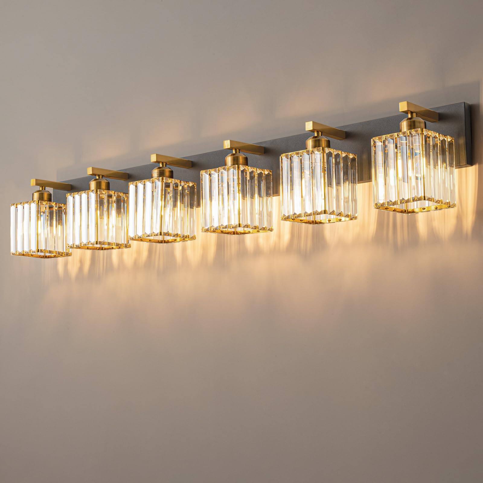 Black+Gold Straight-3-Light