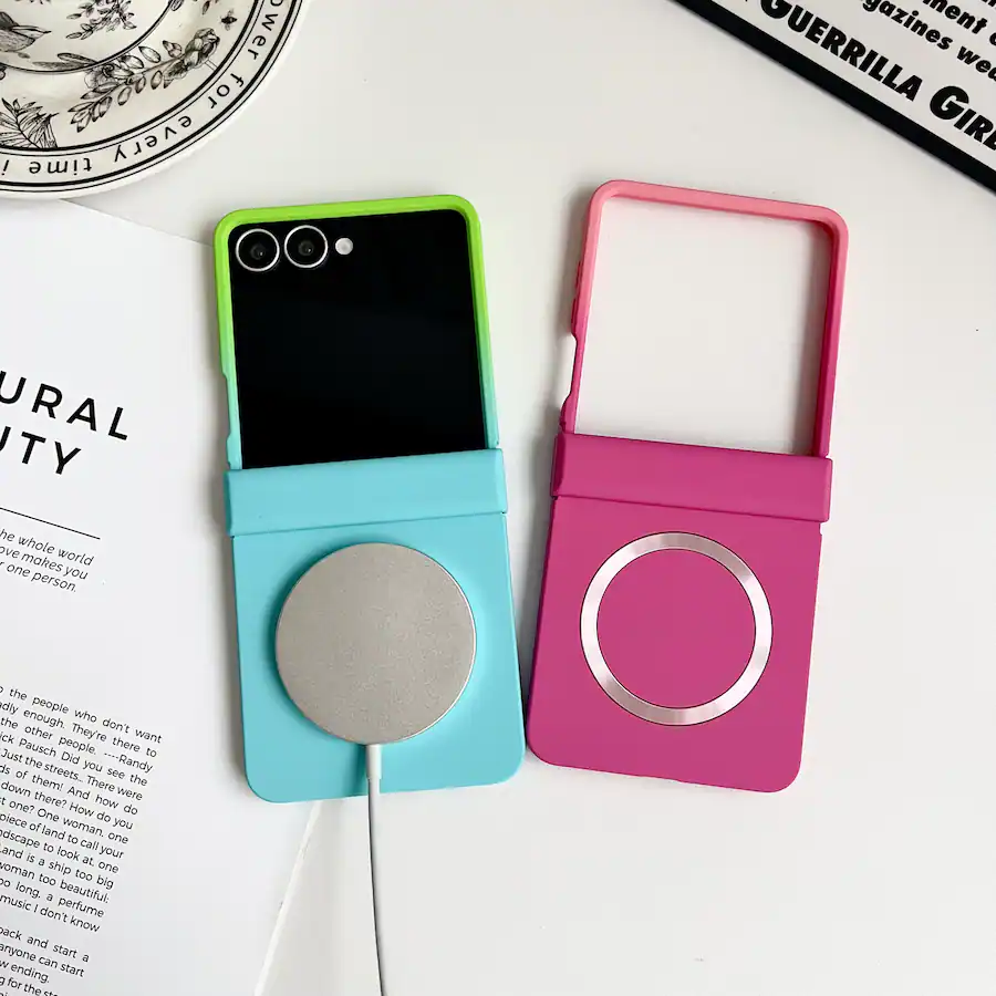 Pinnk Gradient Dteck for Samsung Galaxy Z Flip8 Matte Gradient Magnetic Case ...