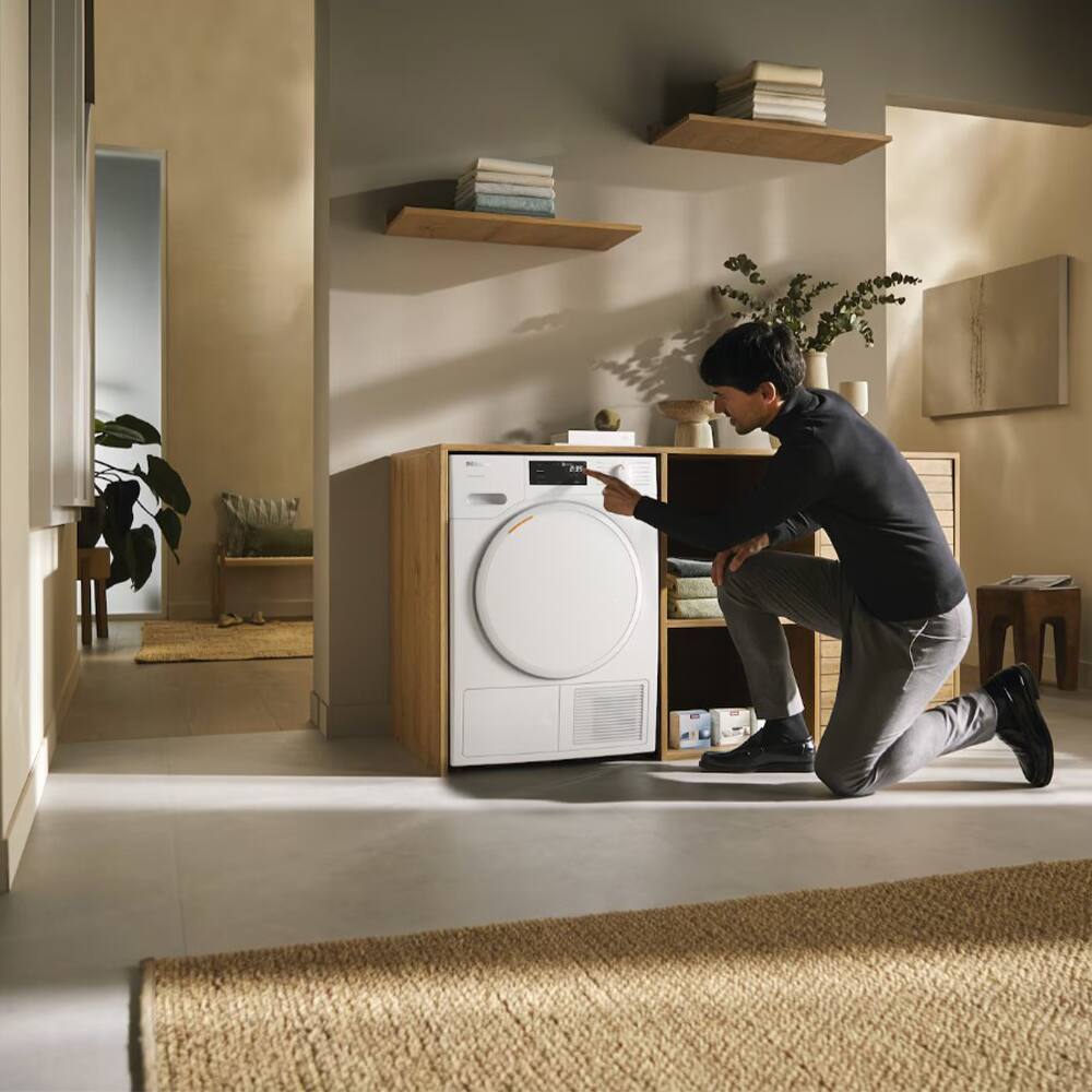 Alt View 1. Miele - TXD160 WP - Lotus White.