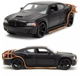 Jada Toys - 1:24 Fast & Furious 5 - 2006 Dodge Charger Heist Car - Collectibles - Multicolor