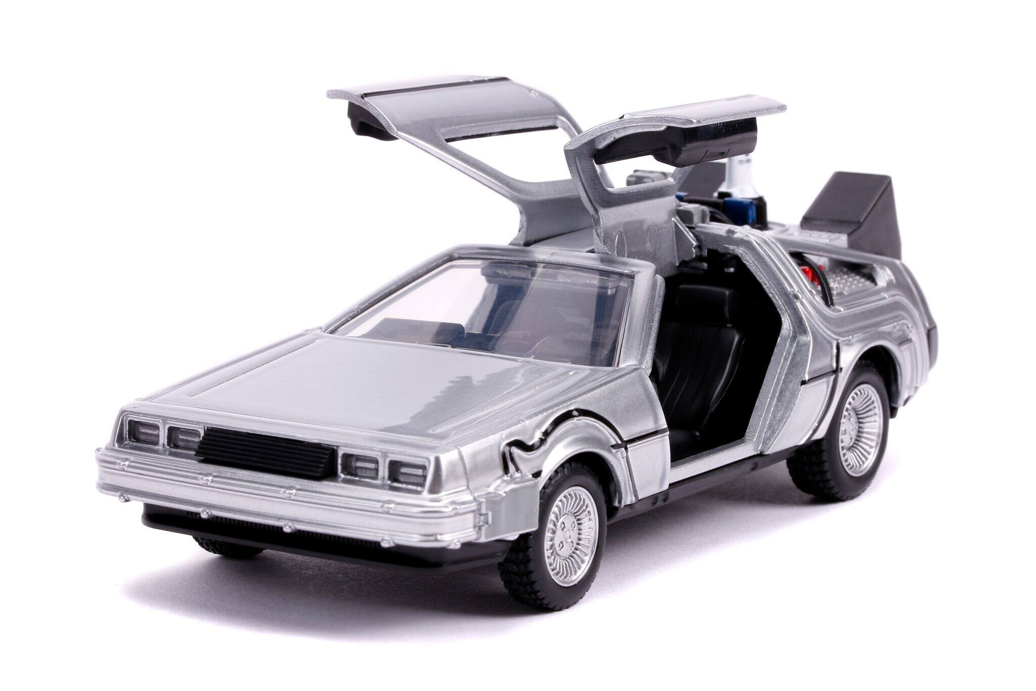 Angle. Jada - DeLorean DMC (Time Machine) Silver "Back to the Future Part II" (1989) Movie "Hollywood Rides" Series 1/32 - Silver.