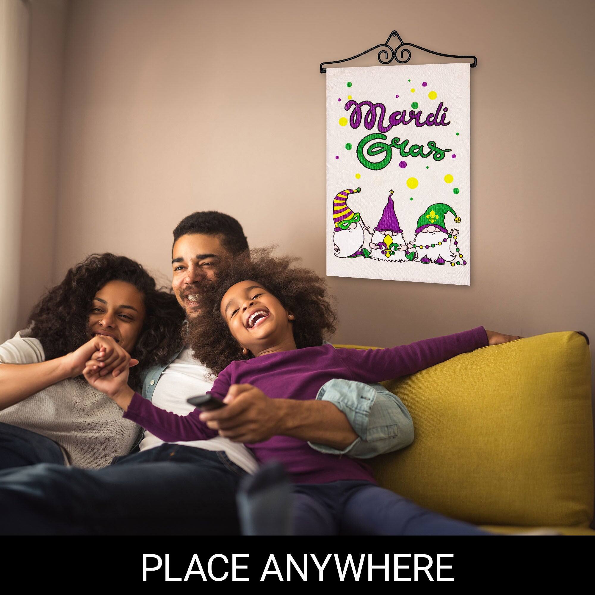 Mardi Gras  
PLACE ANYWHERE
