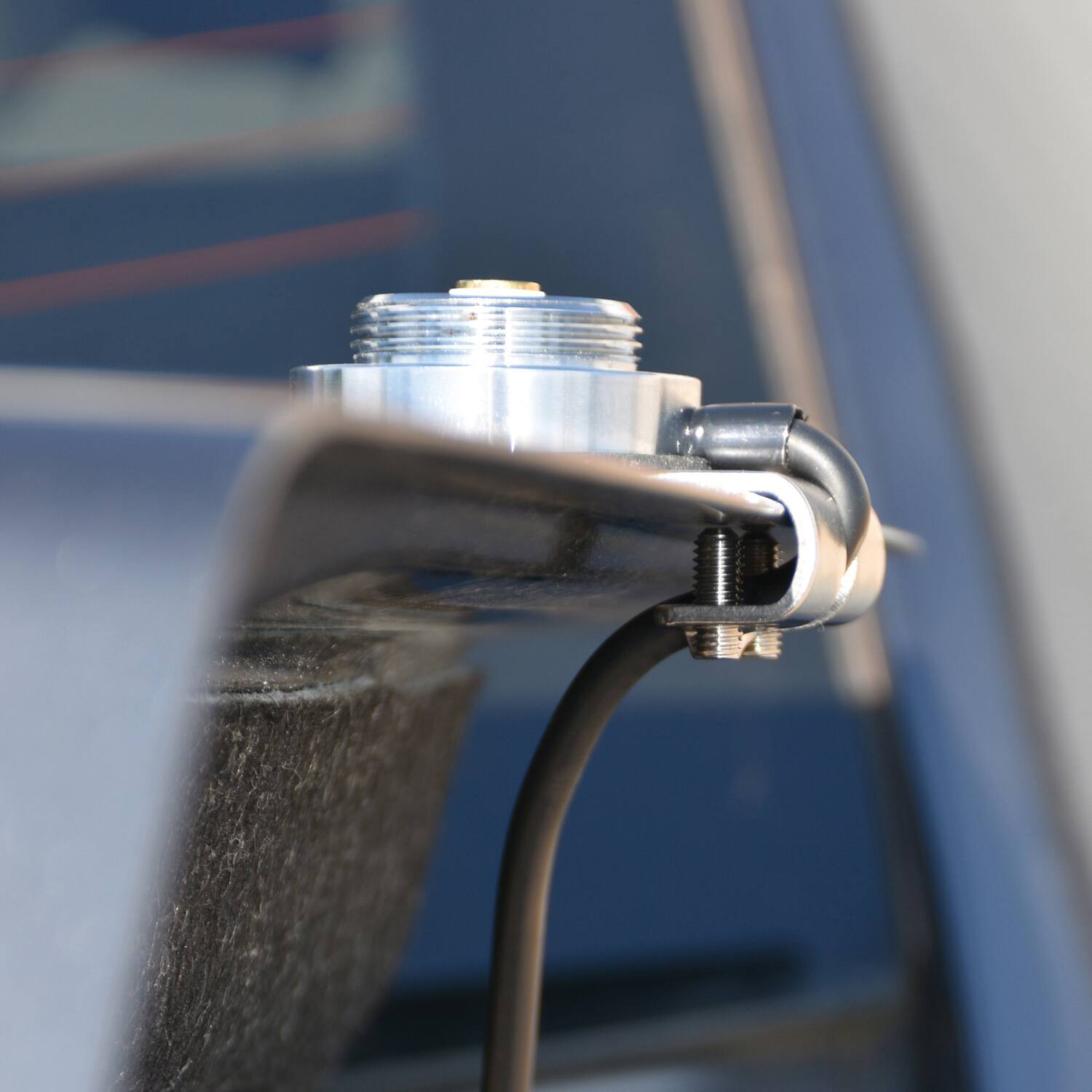 Left. Browning - Adjustable NMO Trunk Mount with Preinstalled UHF PL-259 Connector, Fits up to 3/8" Surfaces, BR1020-UHF - Black.