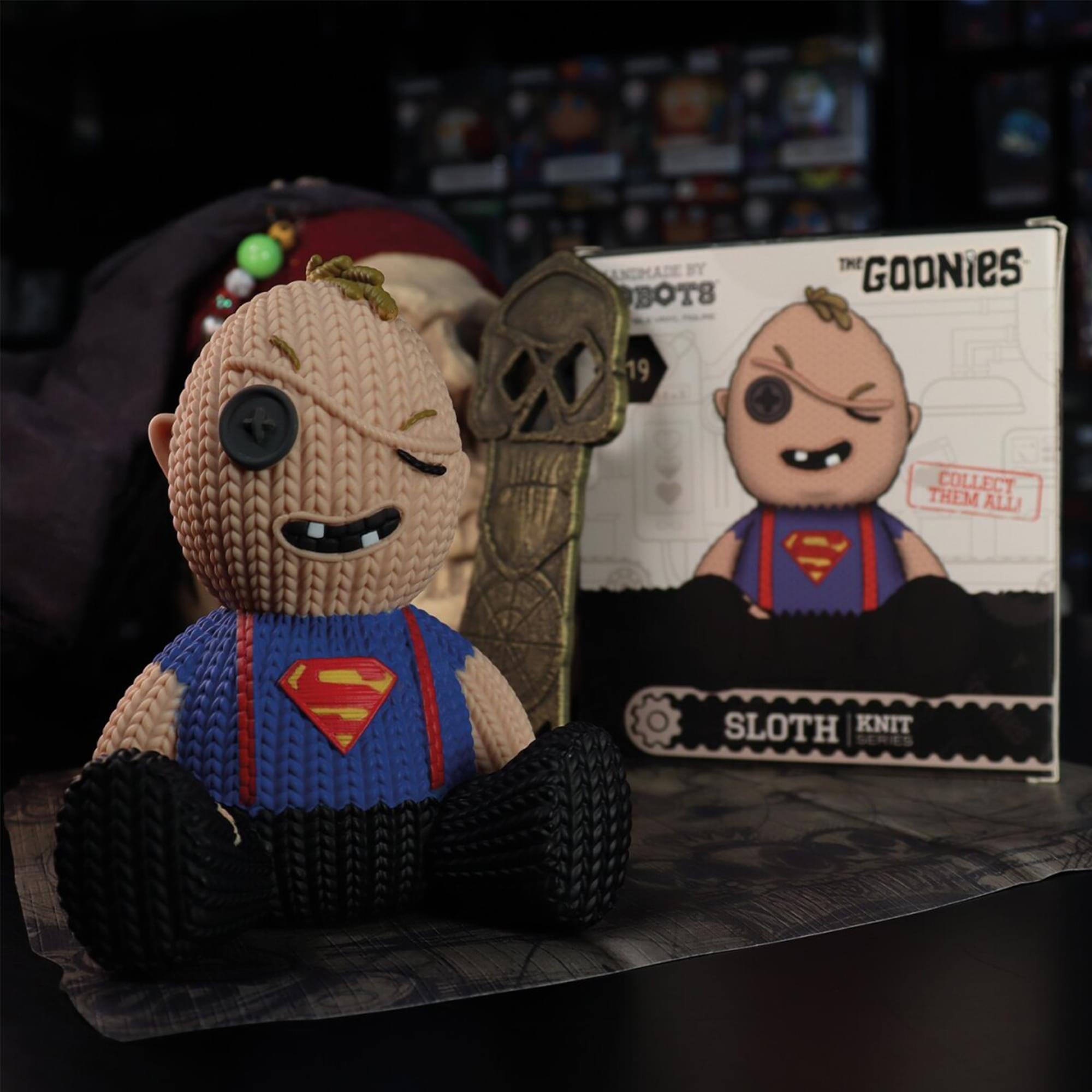 ANCHORED BY BOT8  
THE GOONIES  
19  
COLLECT THEM ALL  
SLOTH KNIT SERIES