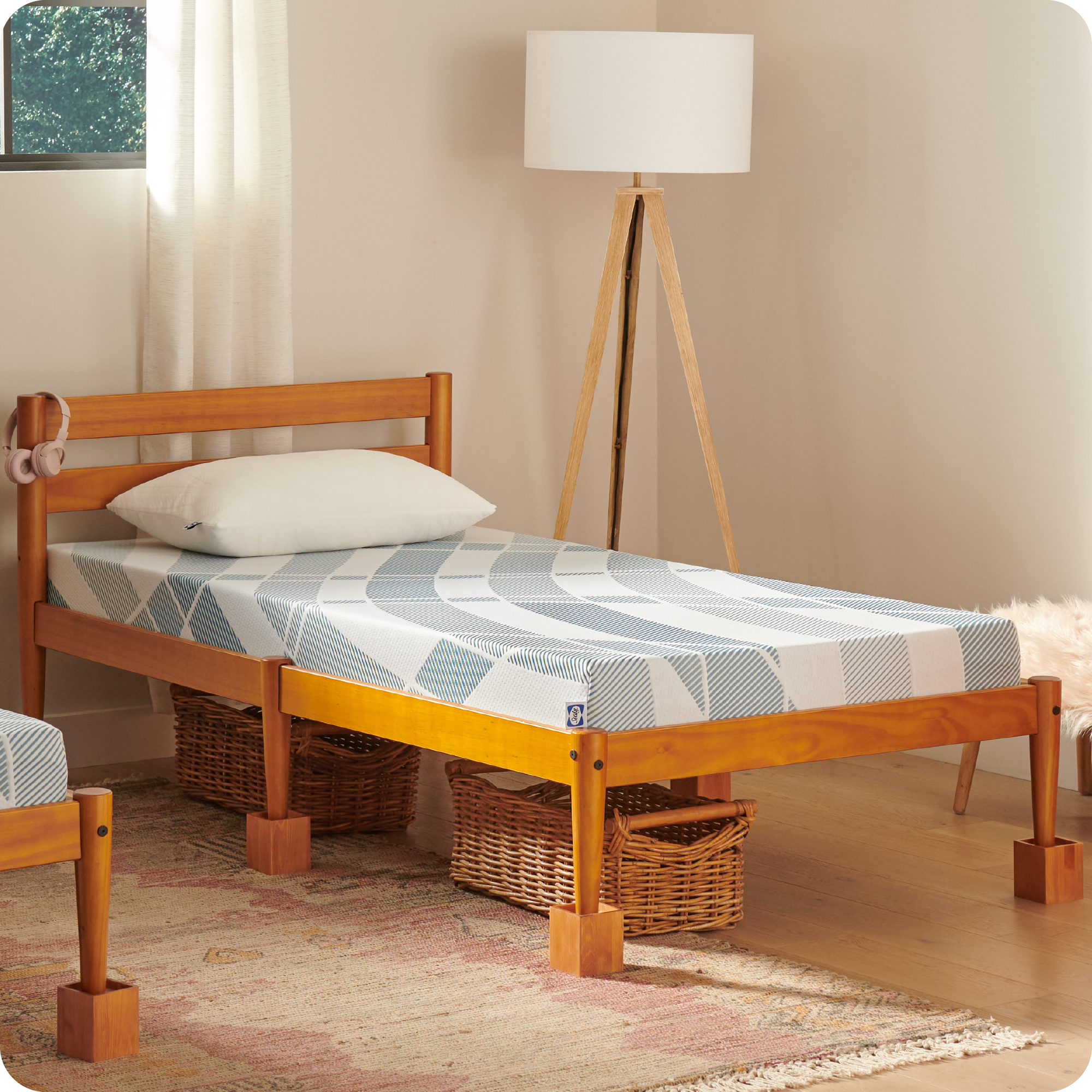 Alt View 15. Sealy - Sealy® Dreamlife™ 6” Foam Mattress-in-a-Box, Full - White.