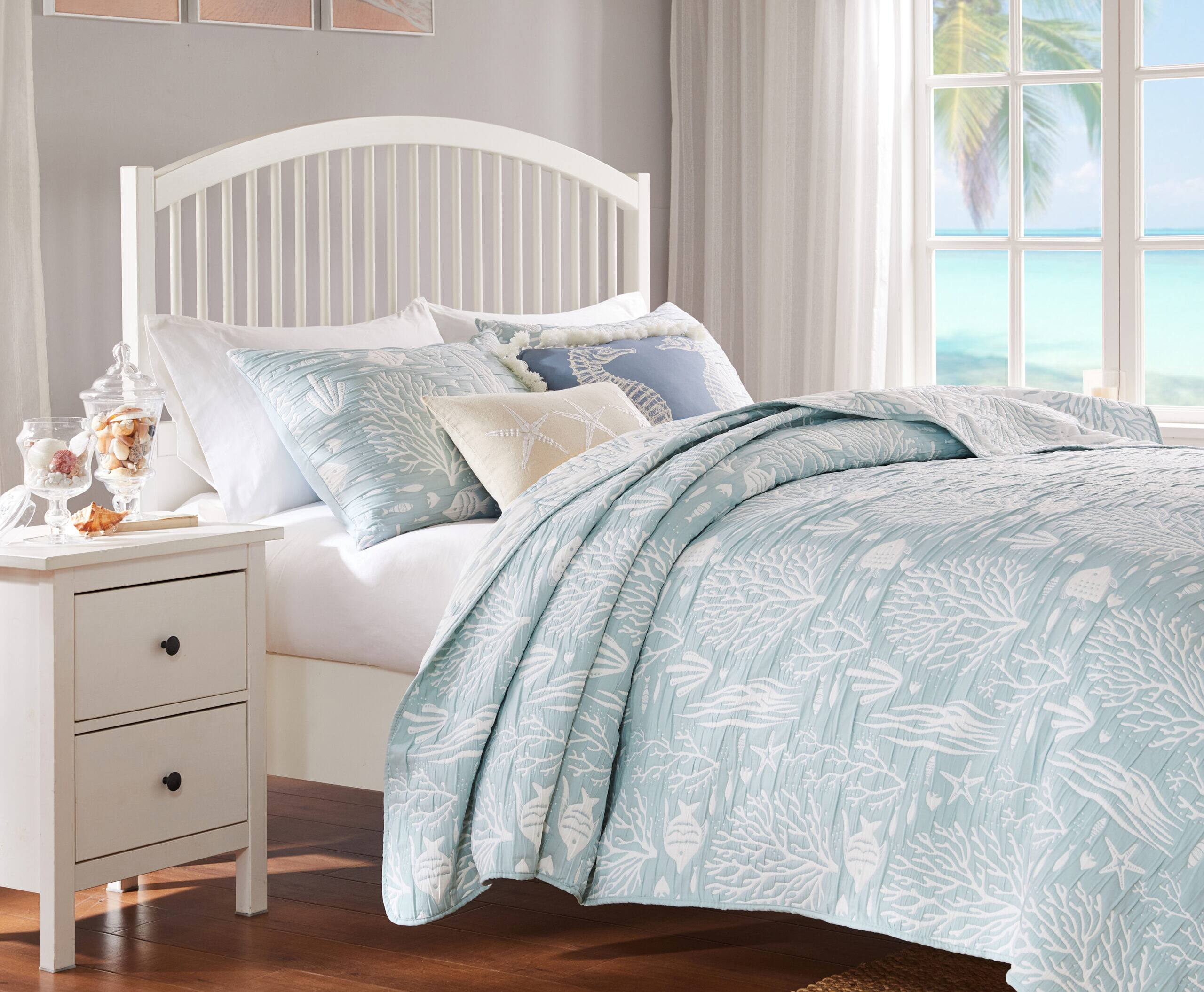 Angle. BreeBe - Marina Coverlet Set - 2 Piece Twin/XL - Seafoam.