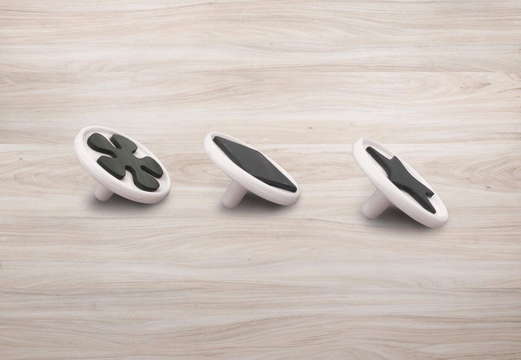 Alt View 3. Lexibook - The Animals Magnetic Multicolor Drawing Board with Accessories A5 Format.