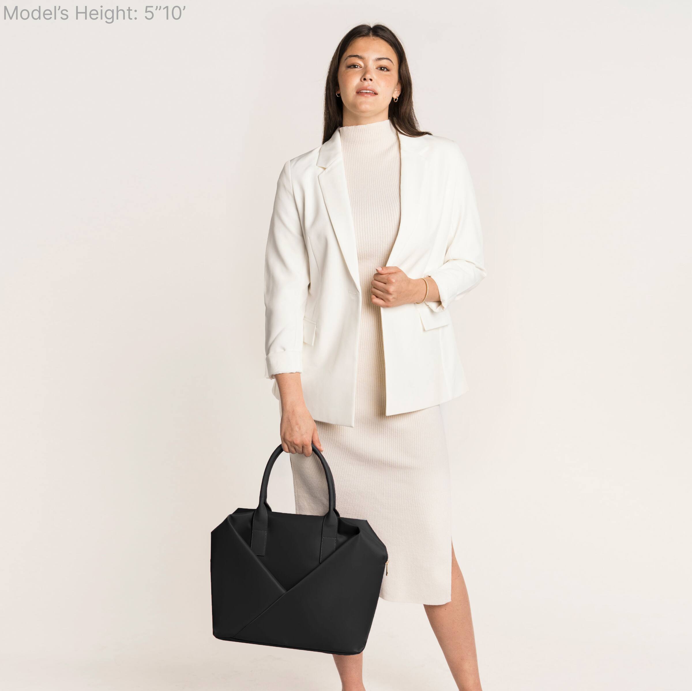 Model's Height: 5'10"