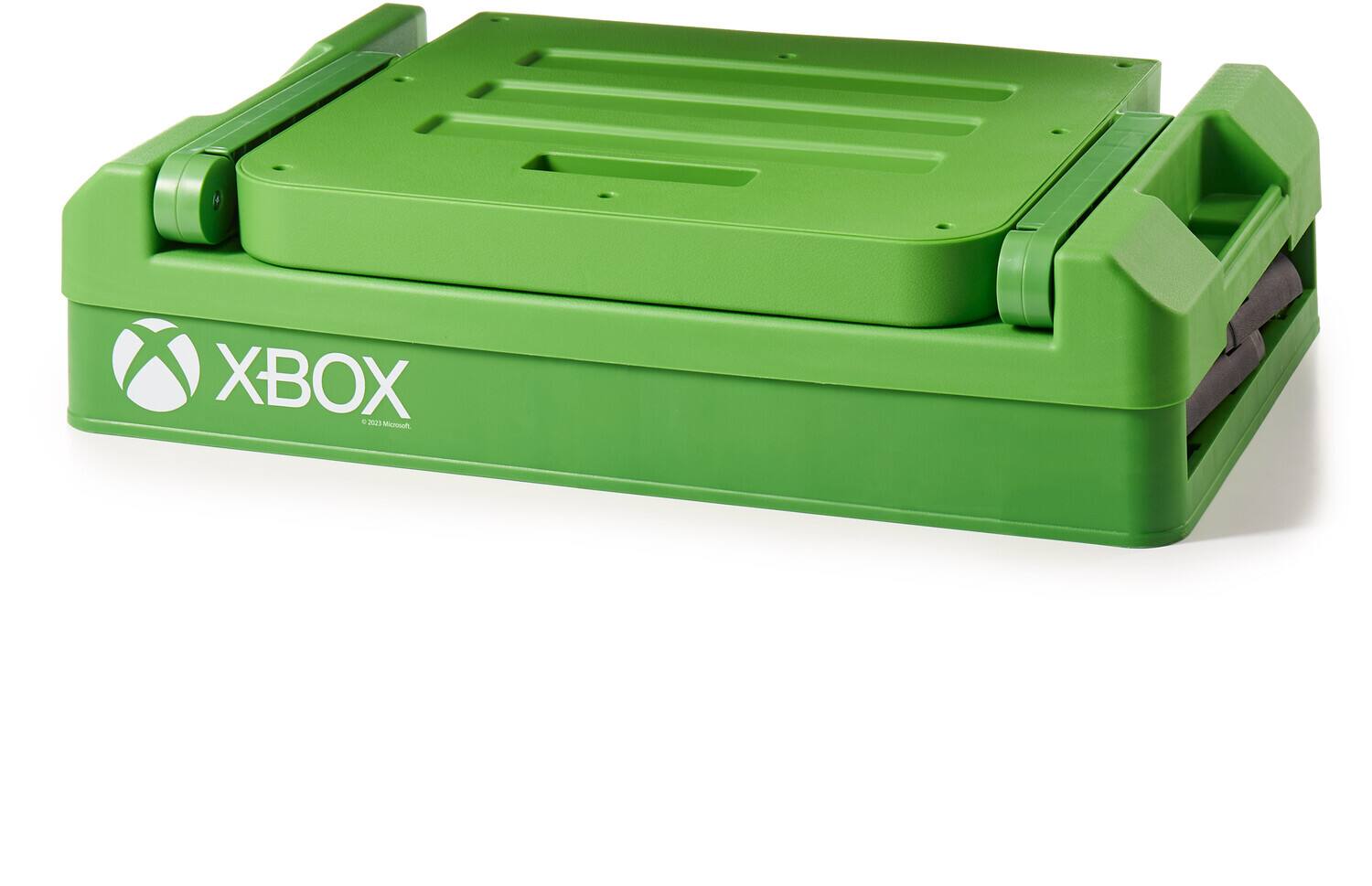 XBOX  
© 2023 Microsoft