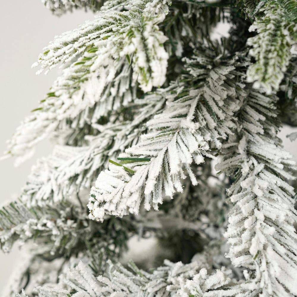 Resenkos 3 Piece Snow Flocked Christmas Decor Set, Includes a 6ft Tree ...