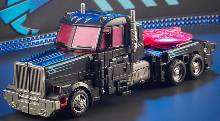 Alt View 7. Transformers - Leader Robots in Disguise 2000 Universe Scourge Leader Class | Transformers Legacy | Velocitron Speedia 500 Collection.