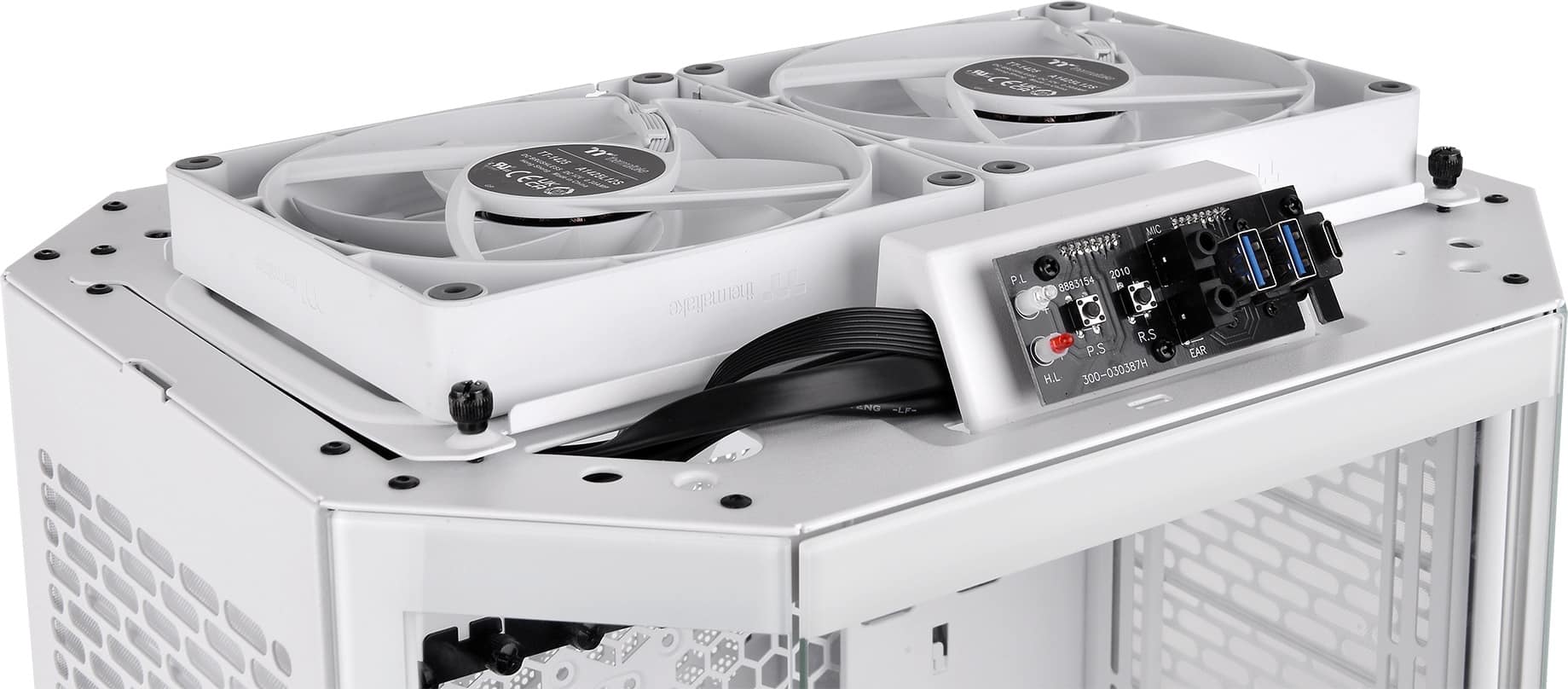 The text on the image reads: "AN FAN0 77 B sn coF Hs nhing_to thermaliake G LP- MIC norna P.L 2010 8883154 i K I V R.S P.S EAR H.L 300-030387H."