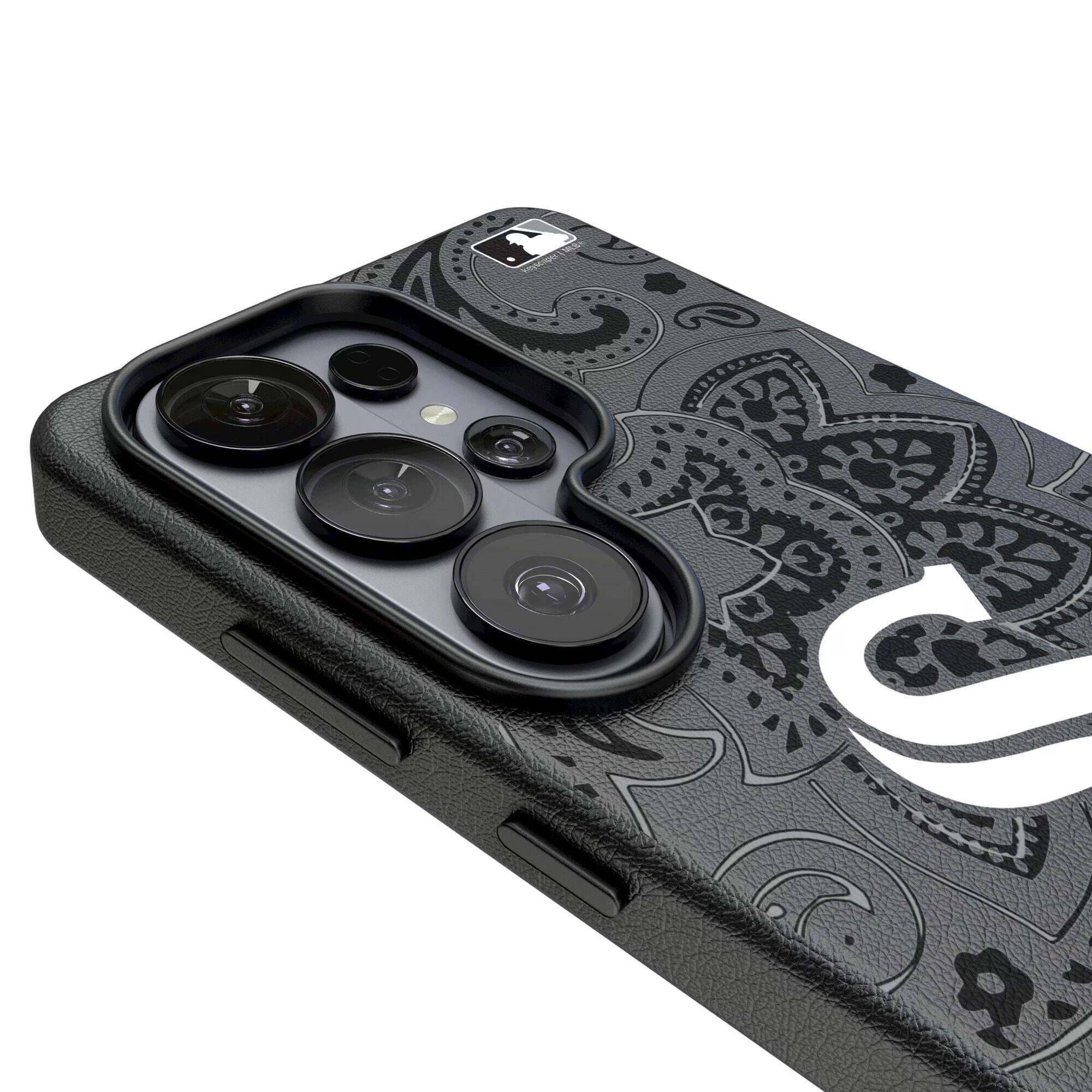 Alt View 2. Keyscaper - Chicago White Sox Paisley Galaxy Magnetic Bump Case - S25 - Black.