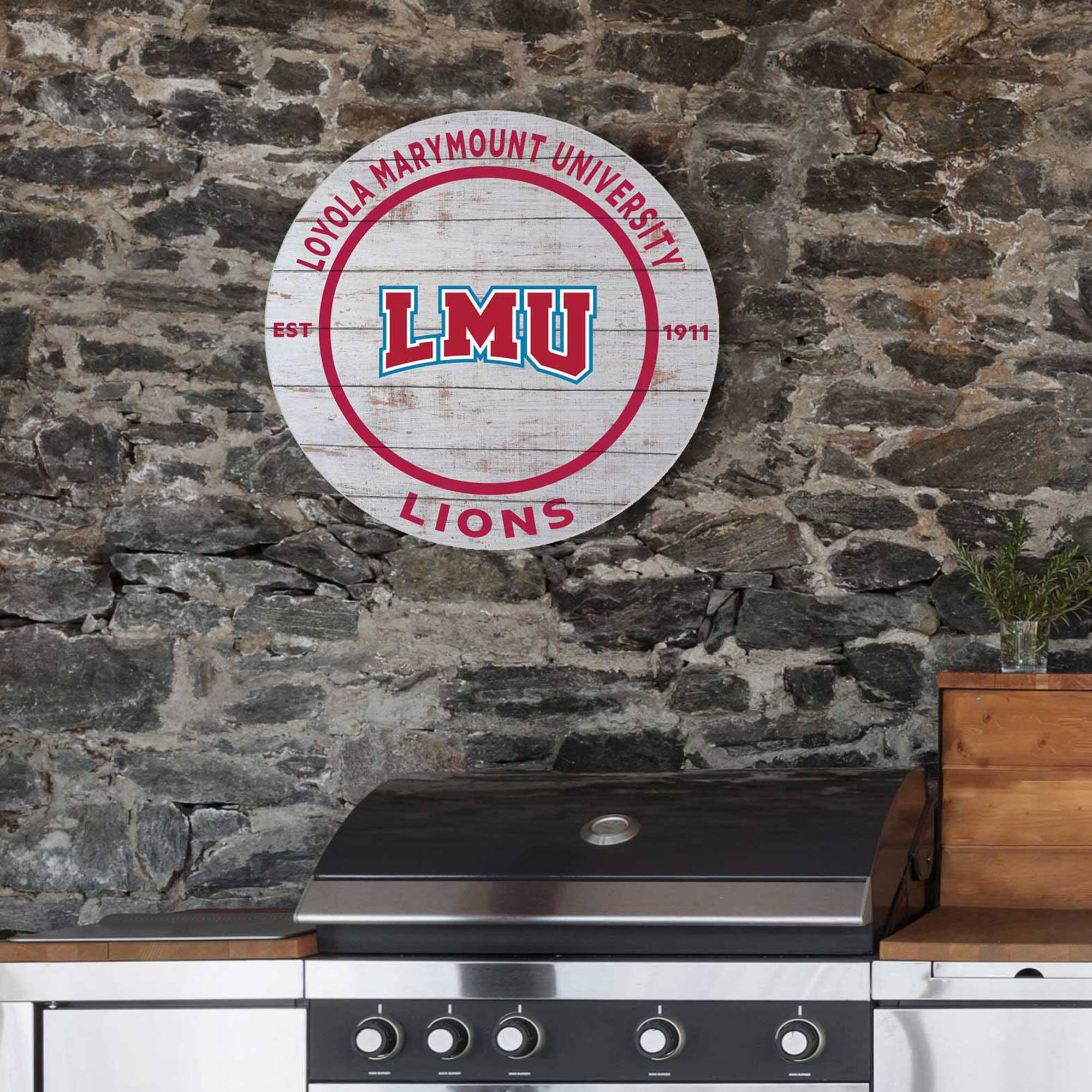 LOYOLA MARYMOUNT UNIVERSITY  
LMU  
EST 1911  
LIONS