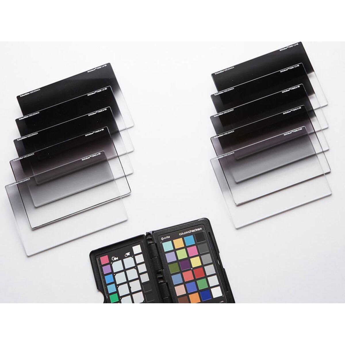 - ColorChecker
- ColorChecker Passport