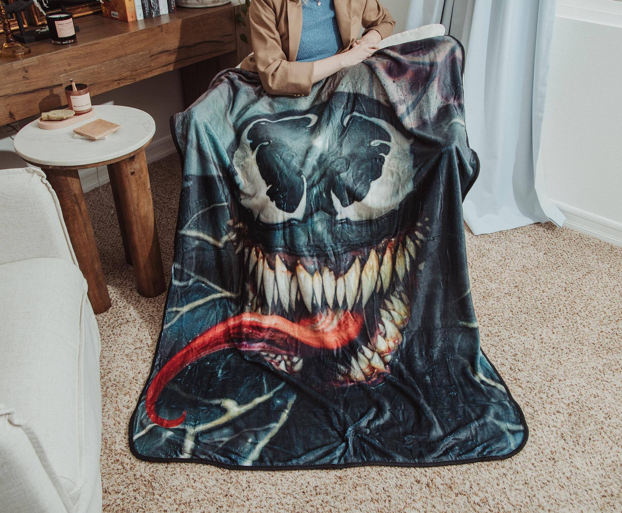Alt View 5. Surreal Entertainment - Marvel Venom Fleece Throw Blanket | 45 x 60 Inches - Multi-Colored.