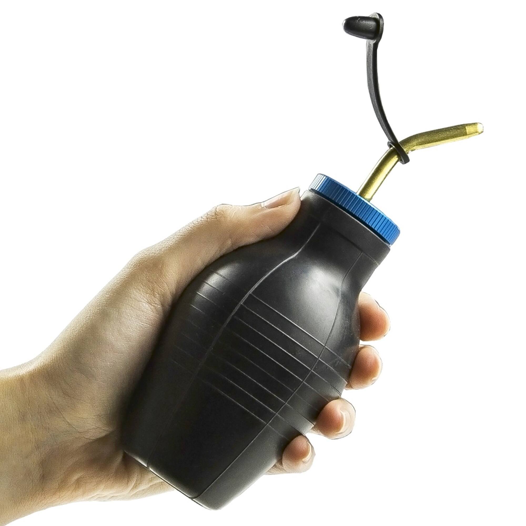 Alt View 3. Ivation - Bulb Duster, Handheld Powder Sprayer, 7" Extendable Diatomaceous Earth Applicator – Small - Black.