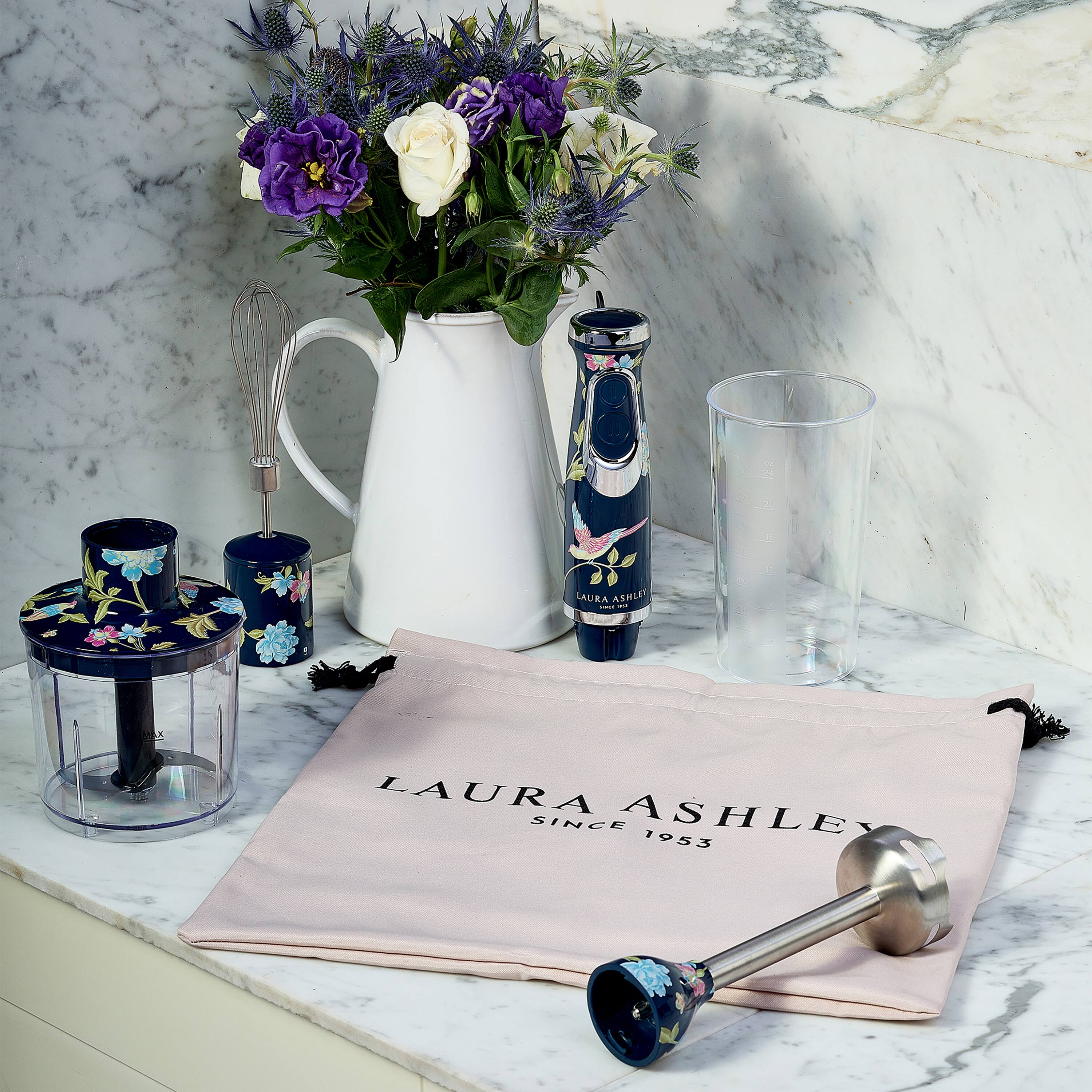 LAURA ASHLEY  
SINCE 1953