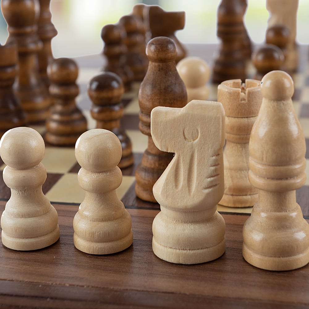 Traditional Hardwood Chess Set - Board and Pieces