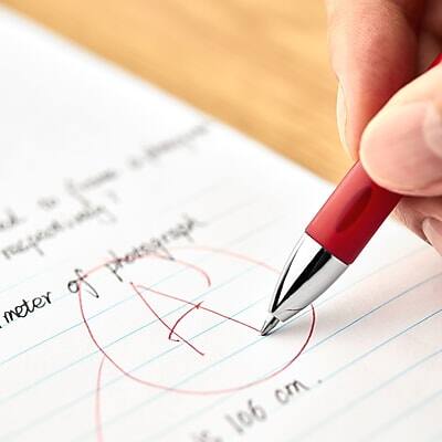 The corrected text from the image is:

"meter of photograph is 106 cm."