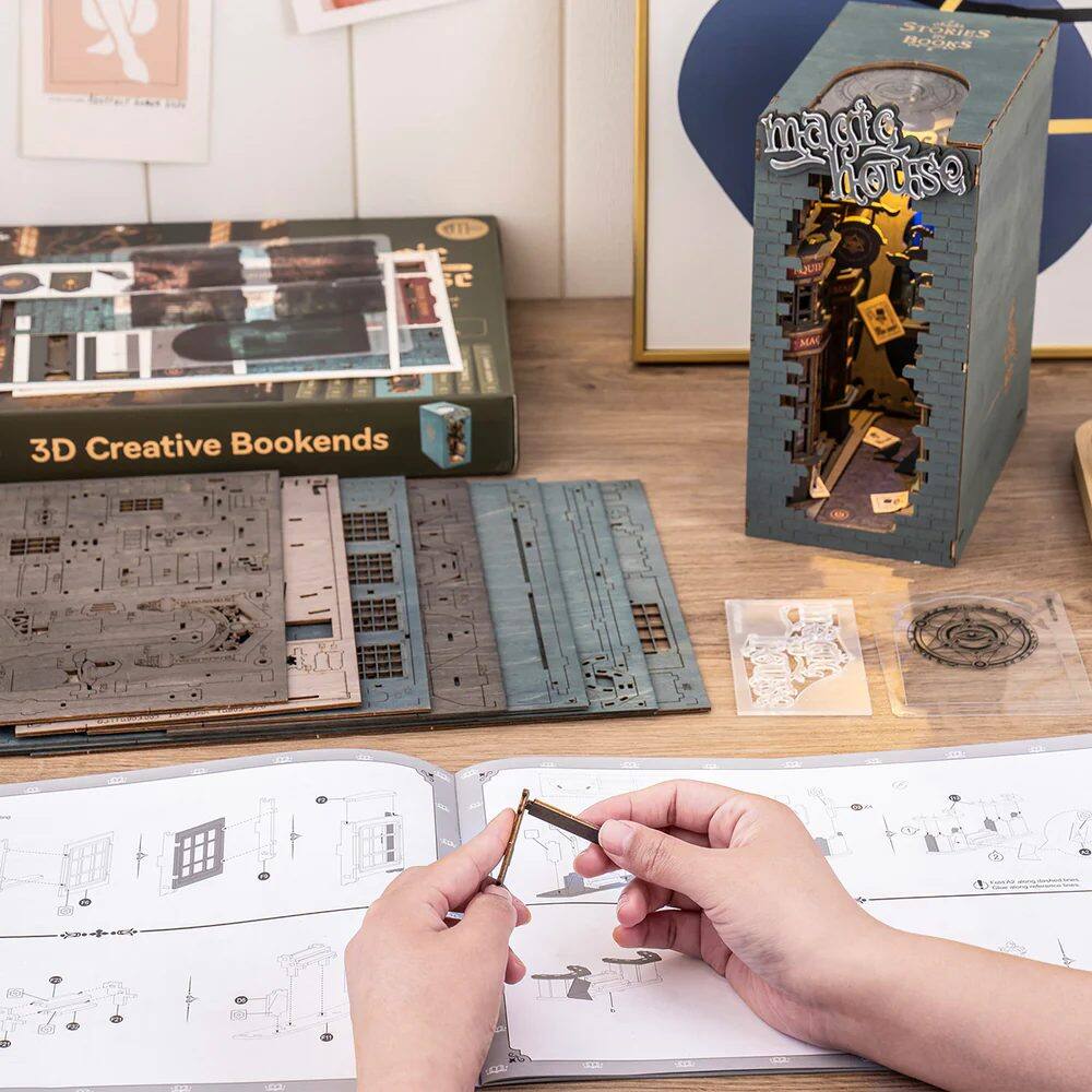 3D Creative Bookends  
STORIES BOPEs  
macto House