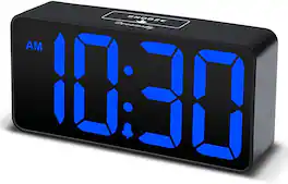 FINEAK - Small Digital Alarm Clock for Bederoom, Electric Bedside Desk Clock with USB Charging Port - Blue