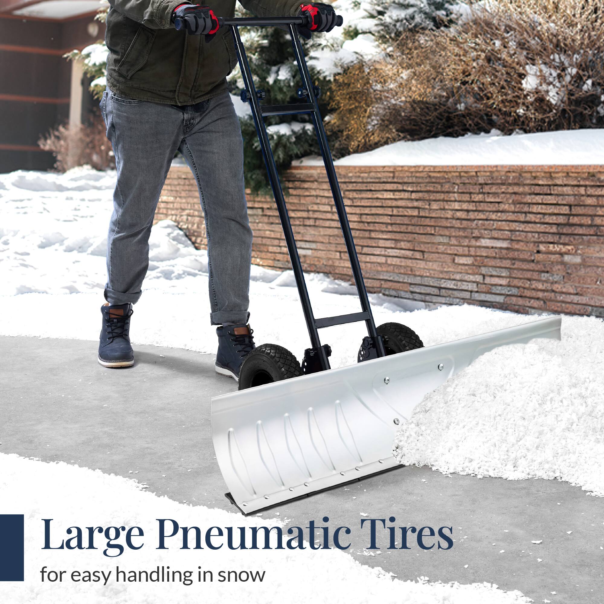 Large Pneumatic Tires  
for easy handling in snow