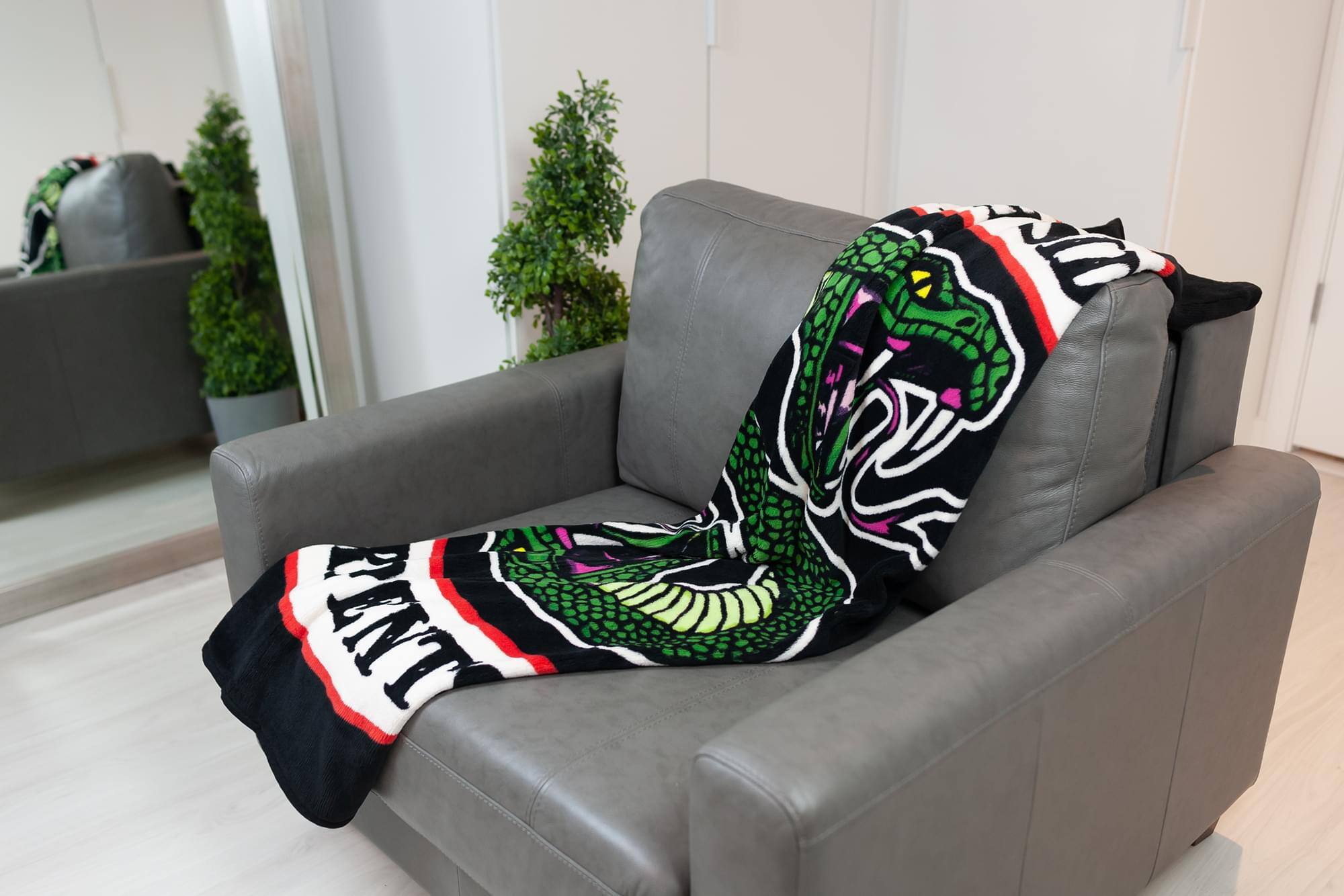 Alt View 4. Just Funky - Riverdale Southside Serpents Fleece Throw Blanket | Measures 60 x 45 Inches - Black.