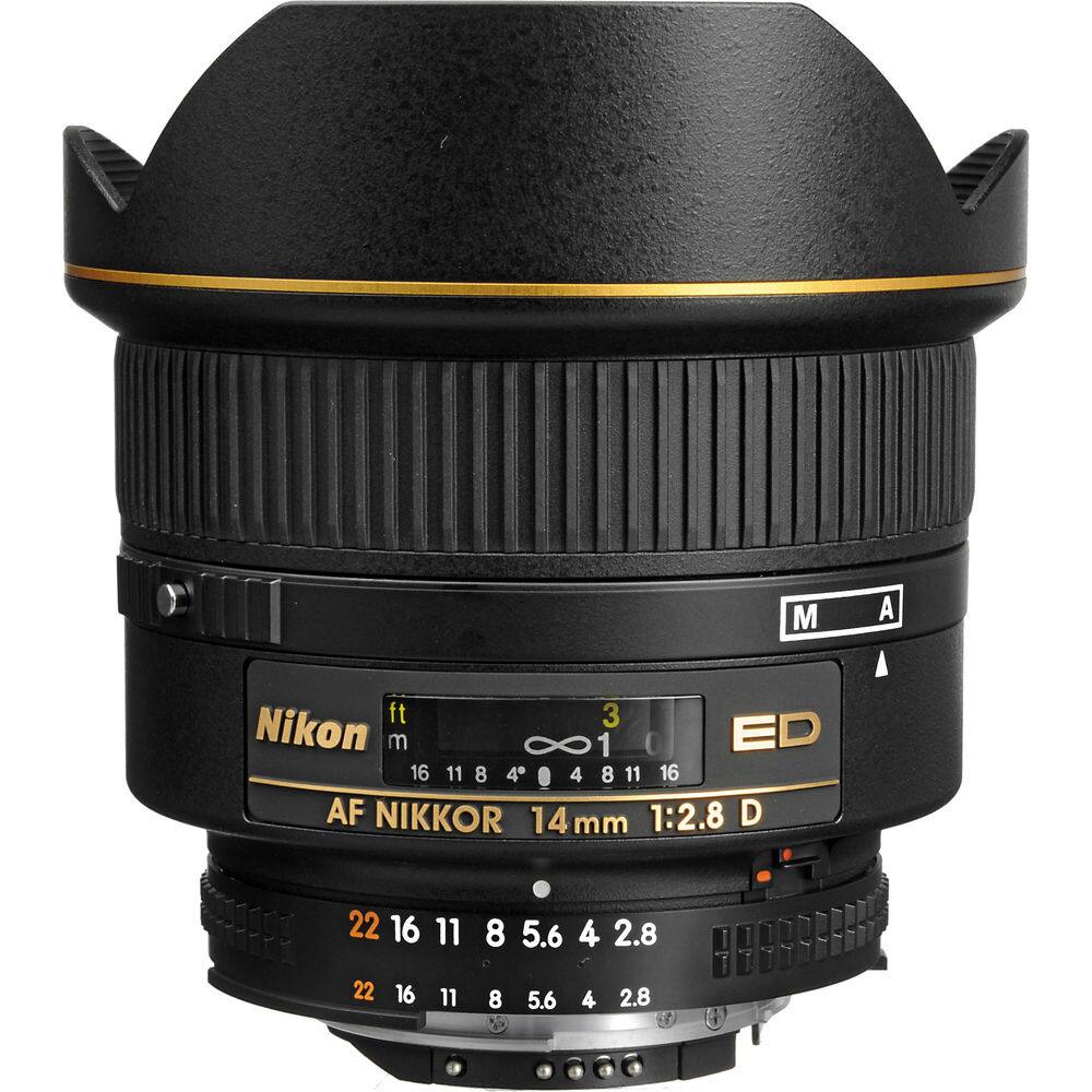 Nikon AF NIKKOR 14 mm 1:2.8 D  
ED  
M A  
ft m  
16 11 8 4 2.8  
22 16 11 8 5.6 4 2.8