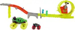 Hot Wheels - Monster Trucks Charge & Chase Challenge Playset