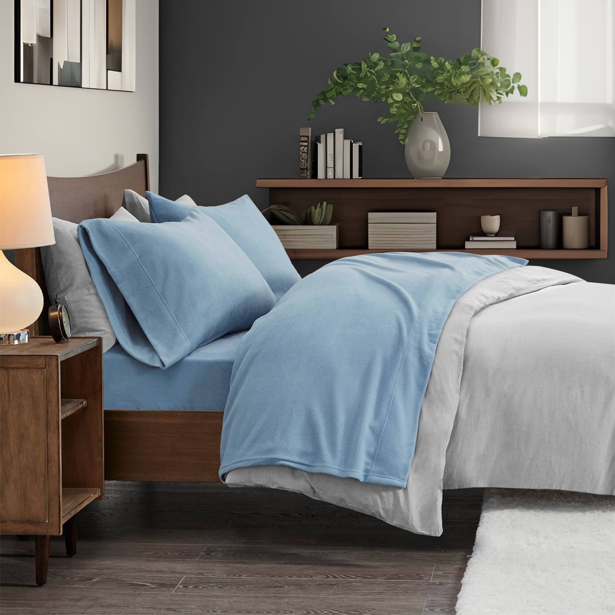 Alt View 1. Gracie Mills - Gracie Mills Lenora Microfleece Cozy Sheet Set - Blue.